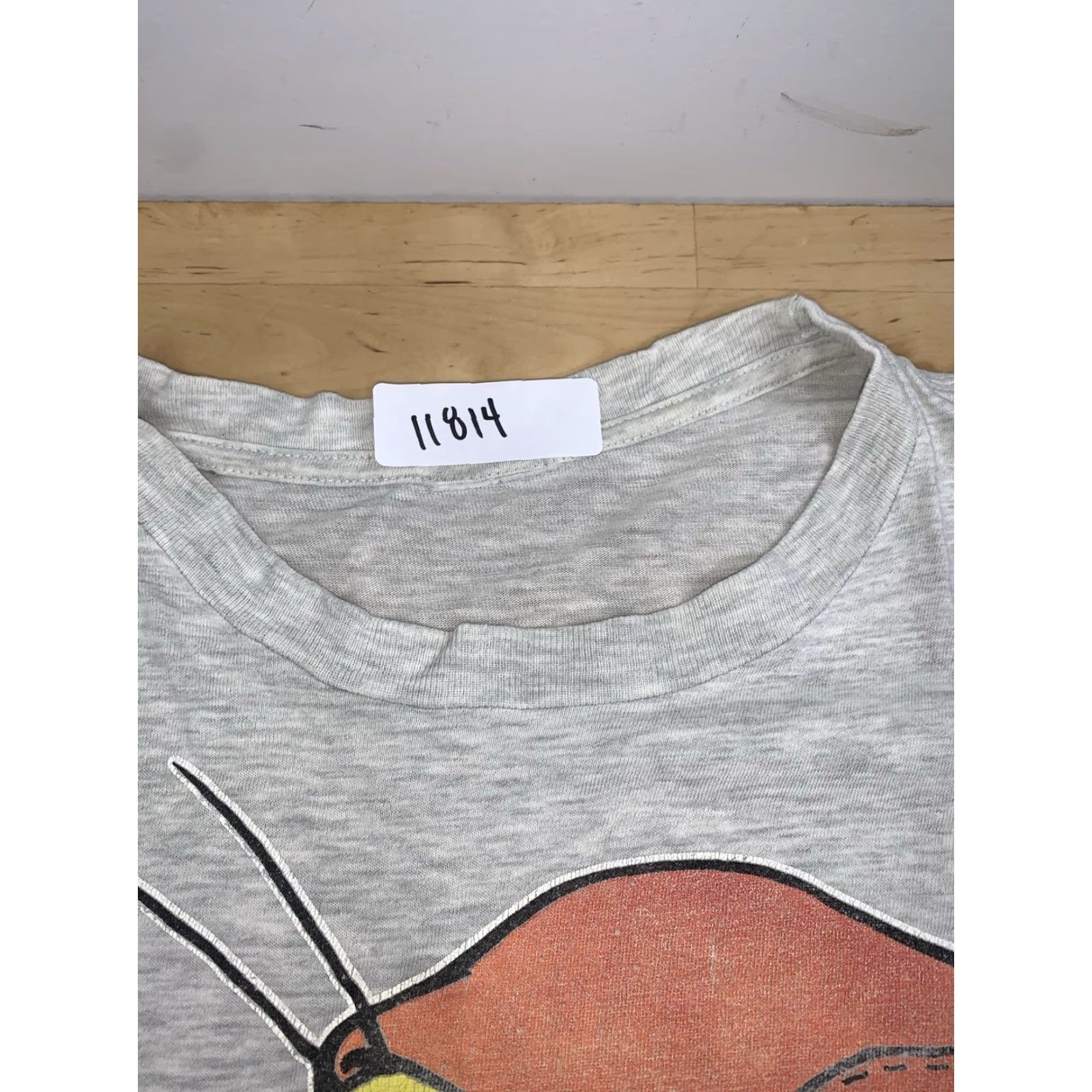 Vintage VINTAGE Tweety Bird Shirt Looney Tunes XL Gray 90s Cartoon Adult Unisex T-Shirt Short Sleeve Other Keywords Size US XL / EU 56 / 4 - 2 Thumbnail