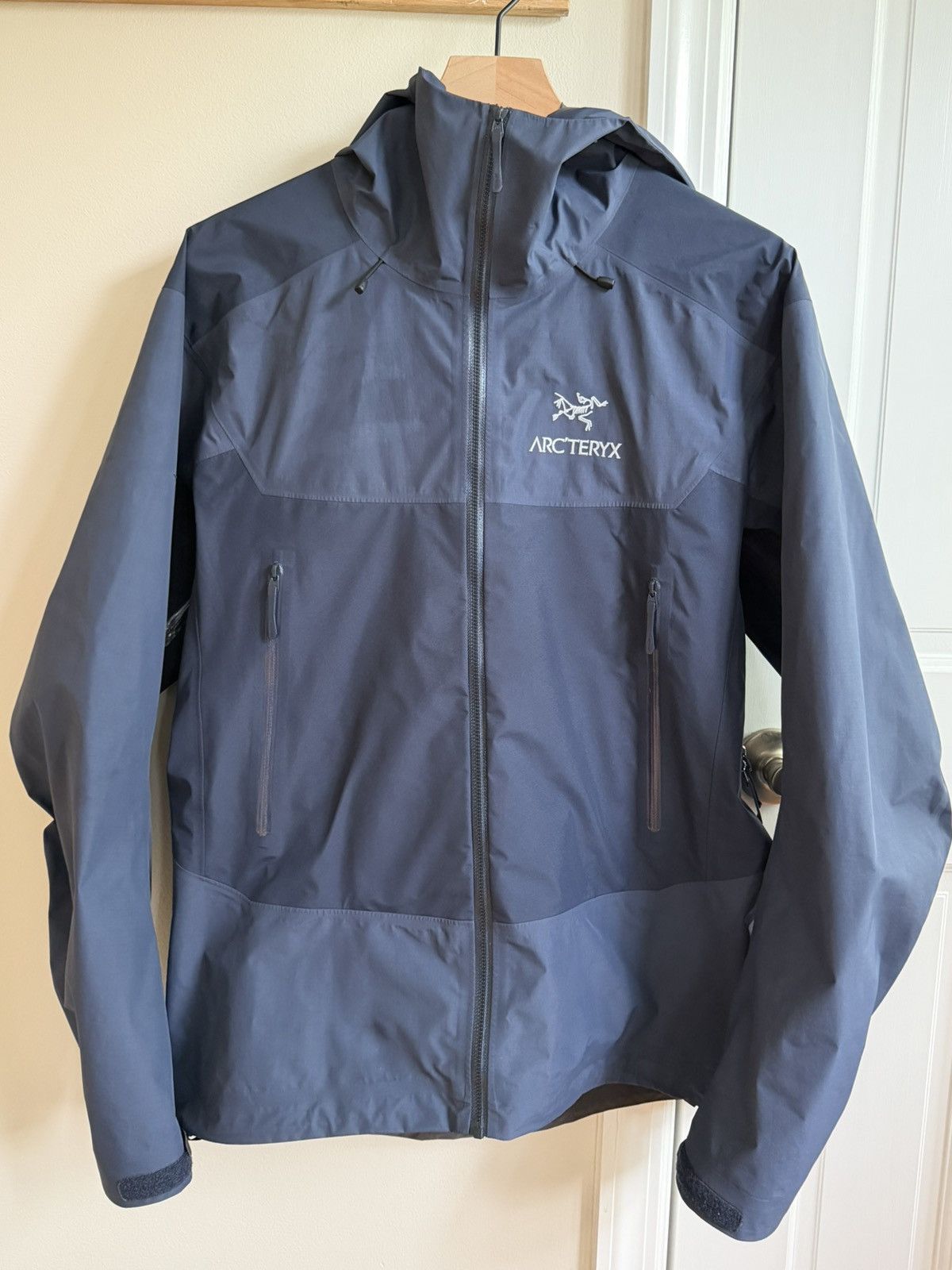 Arc'teryx Arc'teryx Beta SL Hybrid Jacket - Black Sapphire - Men's M Size US M / EU 48-50 / 2 - 3 Thumbnail