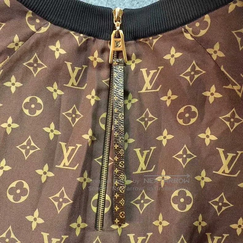 Louis Vuitton Louis Vuitton Presbyopic full-print silk dress Size M / US 6-8 / IT 42-44 - 5 Thumbnail