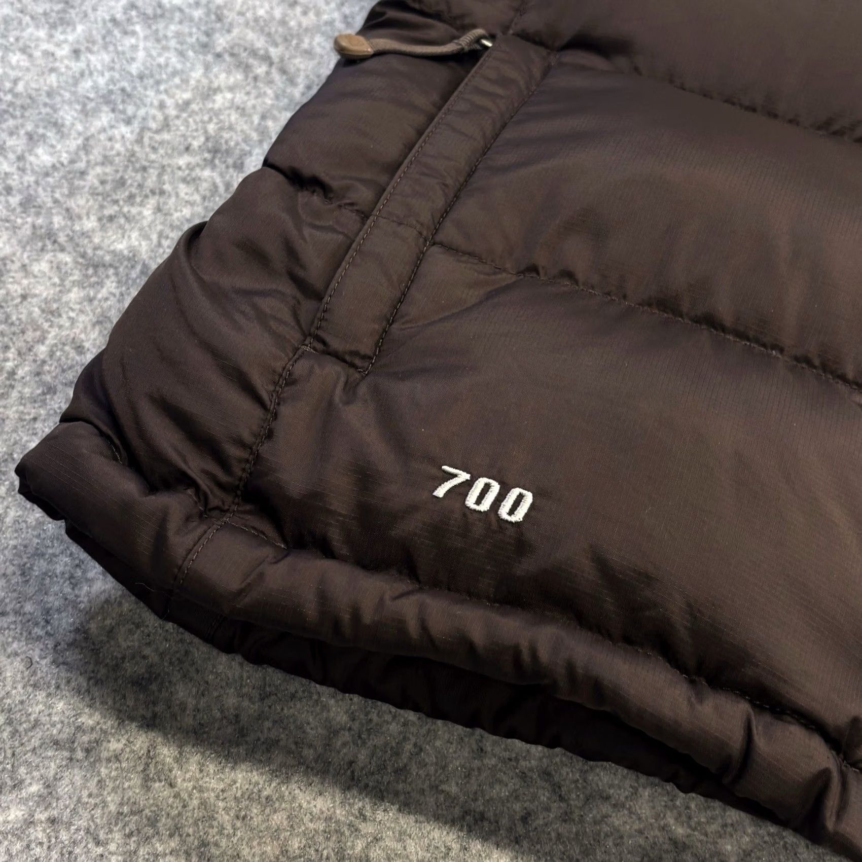 The North Face VINTAGE The North Face Nuptse 90s Down Gilet Bodywarmer Women’s Small Brown Sleeve-less Zip Size S / US 4 / IT 40 - 5 Thumbnail