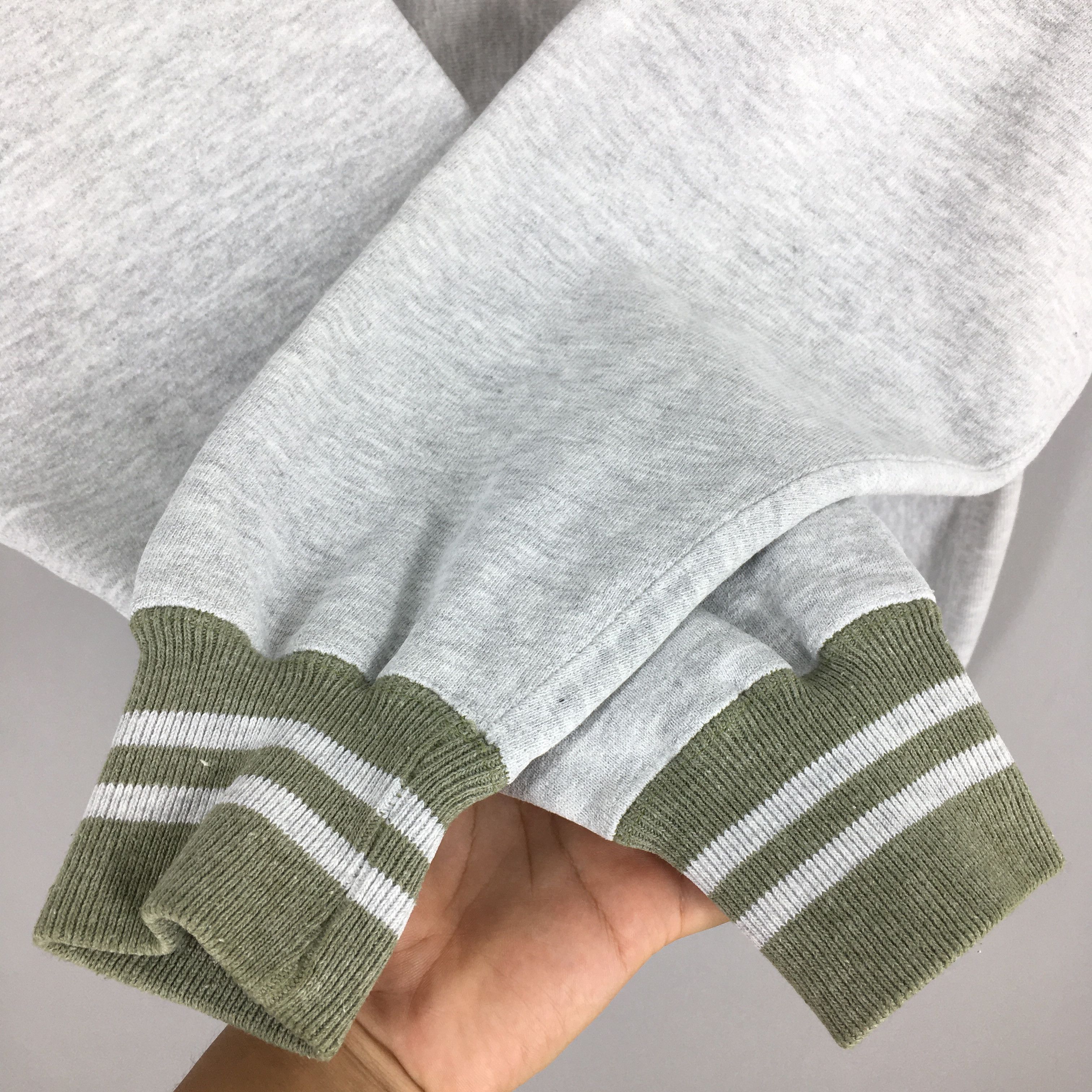 Champion Vintage 80s Champion Reverse Weave Sweatshirt Large Size US L / EU 52-54 / 3 - 5 Thumbnail