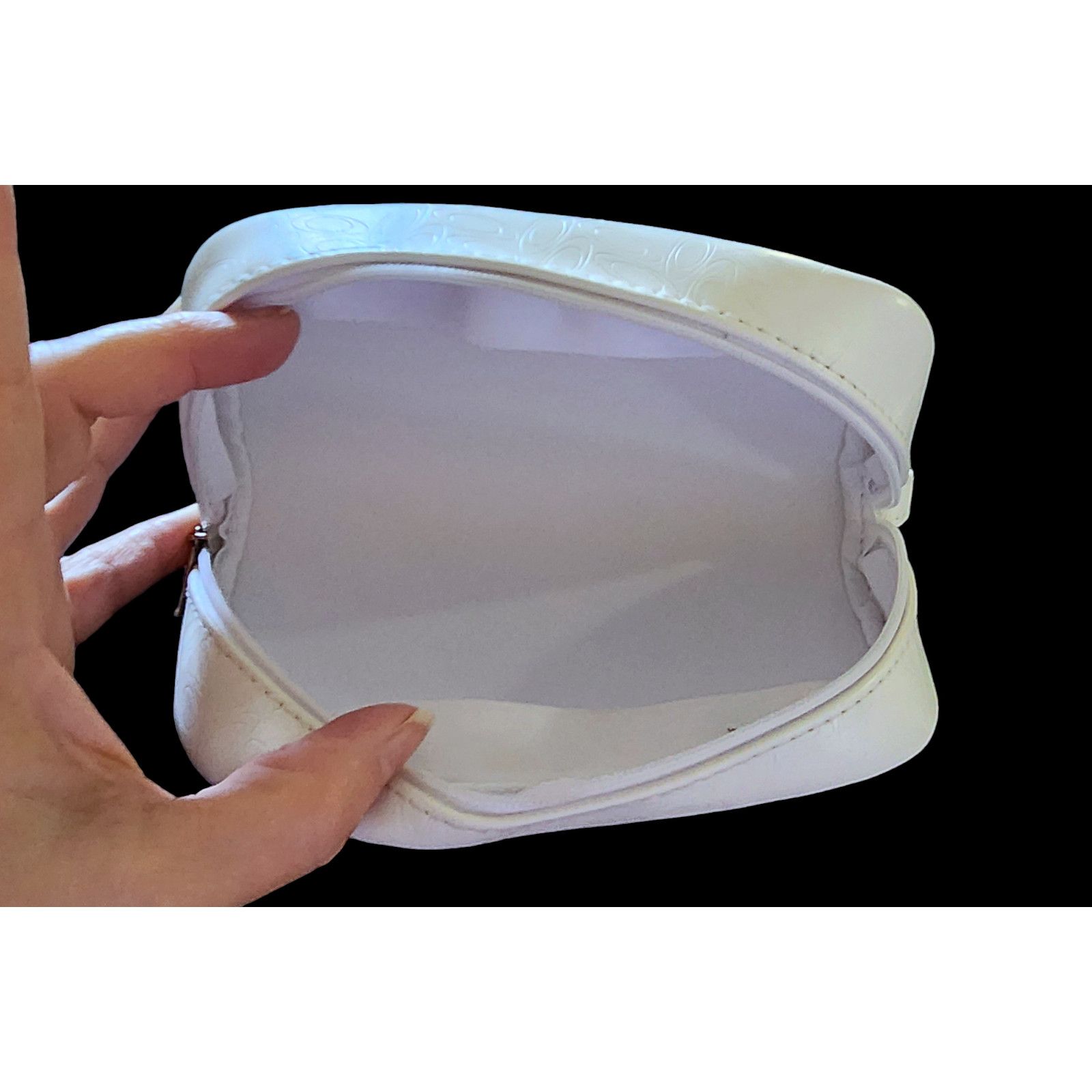 Oakley Oakley Sunglasses Glass Case Only White Strap Handle Zip EUC Size ONE SIZE - 3 Thumbnail