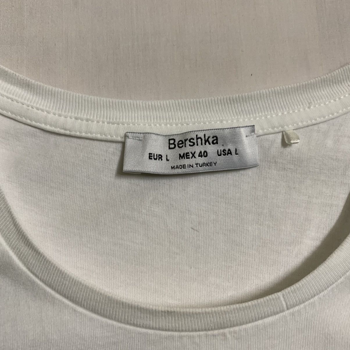 Bershka BERSHKA TEE Size US L / EU 52-54 / 3 - 9 Thumbnail