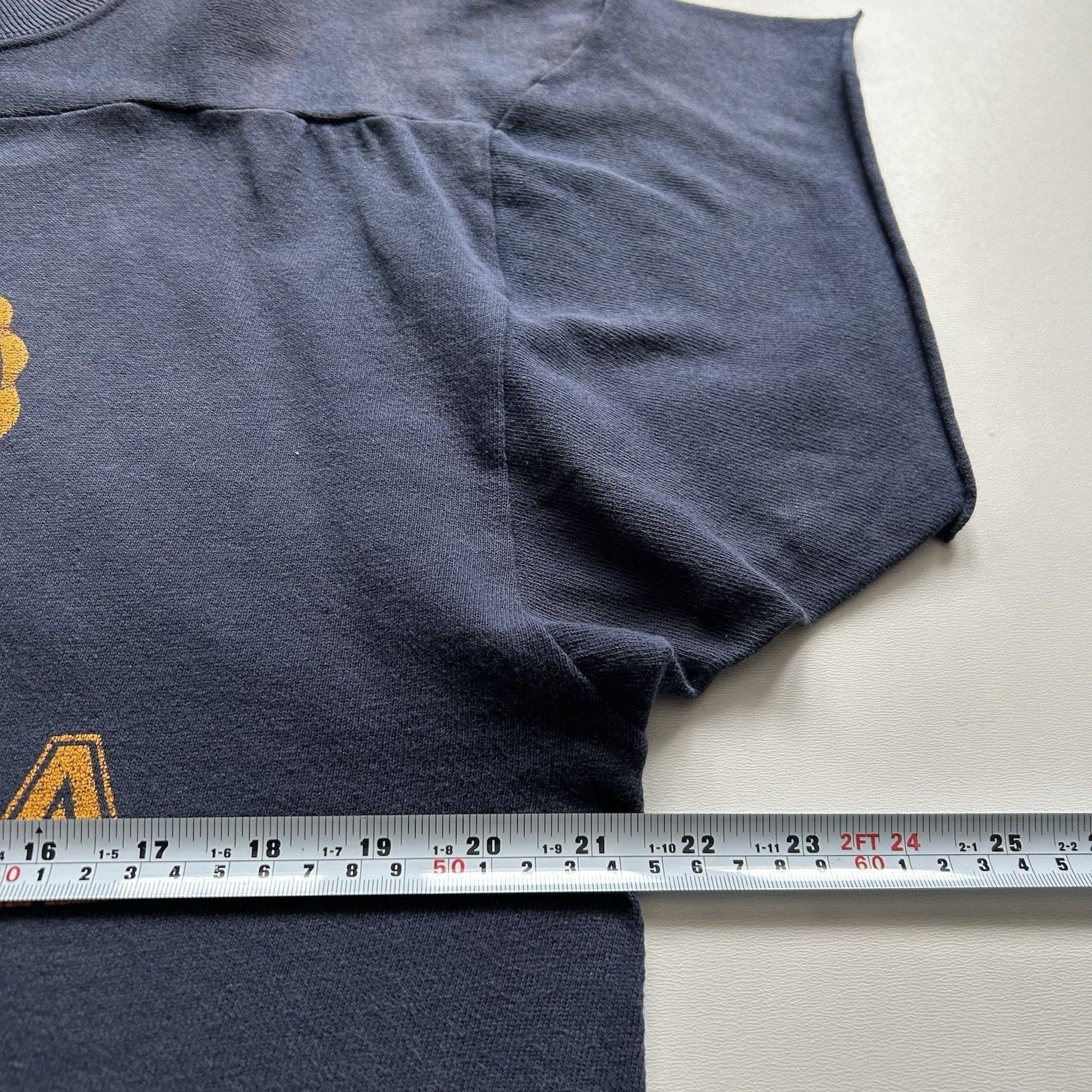 Champion × NCAA × Vintage Vintage 80s West Virginia University Champion T Shirt Large Size US L / EU 52-54 / 3 - 5 Thumbnail