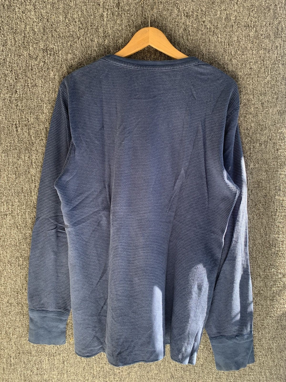 American Eagle Outfitters Number 7 American Eagle Vintage fit Disstressed Long Sleeve Size US M / EU 48-50 / 2 - 2 Thumbnail