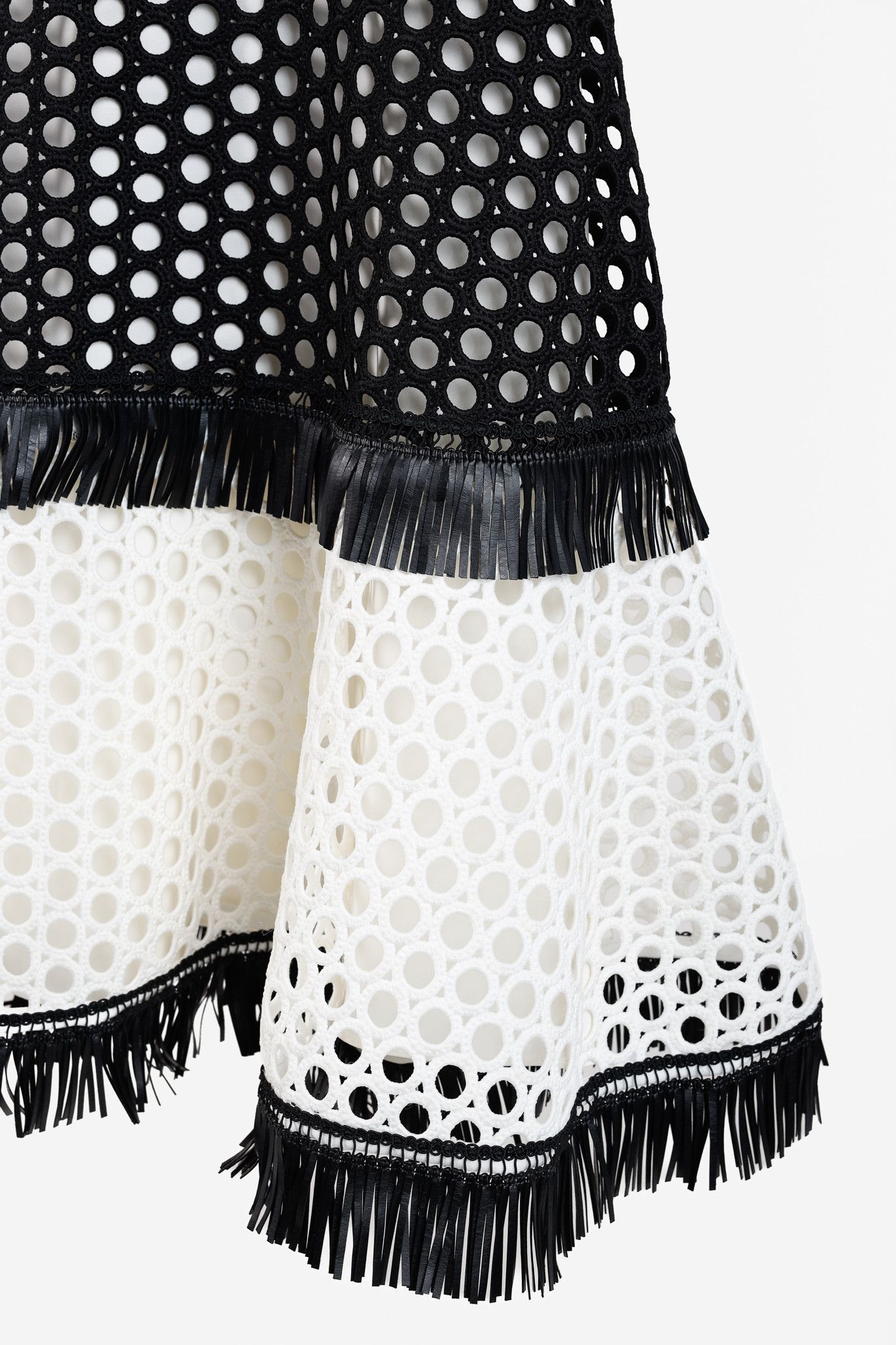 ALEXIS Alexis Cinthia Embroidered Round Eyelets Fringe Dress Size L / US 10 / IT 46 - 8 Thumbnail