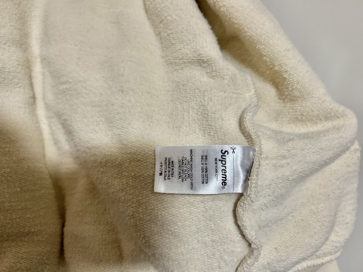 Griffin × Supreme Supreme x Griffin Thrashed Hoodie Size US L / EU 52-54 / 3 - 4 Thumbnail