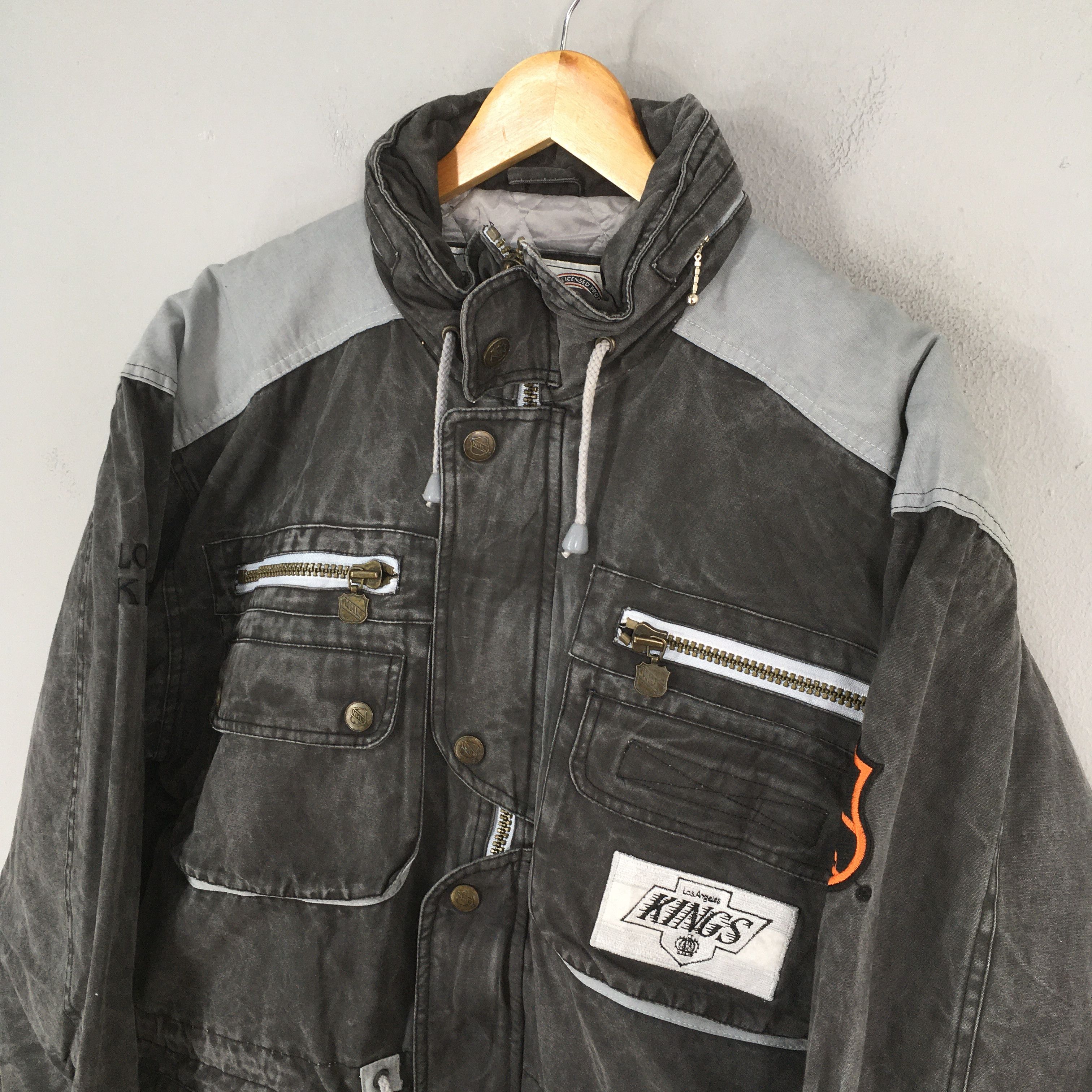 NFL Vintage 1990s Los Angeles Kings NHL Bomber Parka Medium Size US M / EU 48-50 / 2 - 4 Thumbnail