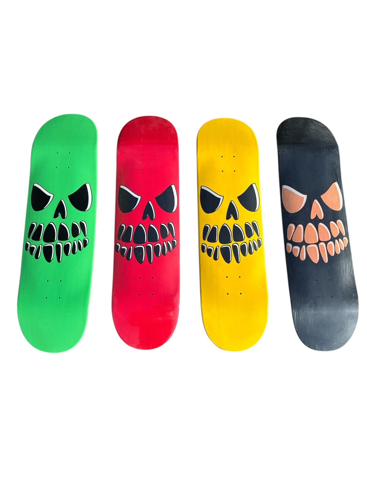 Supreme Rastafari skull face skateboard deck Size ONE SIZE - 1 Preview