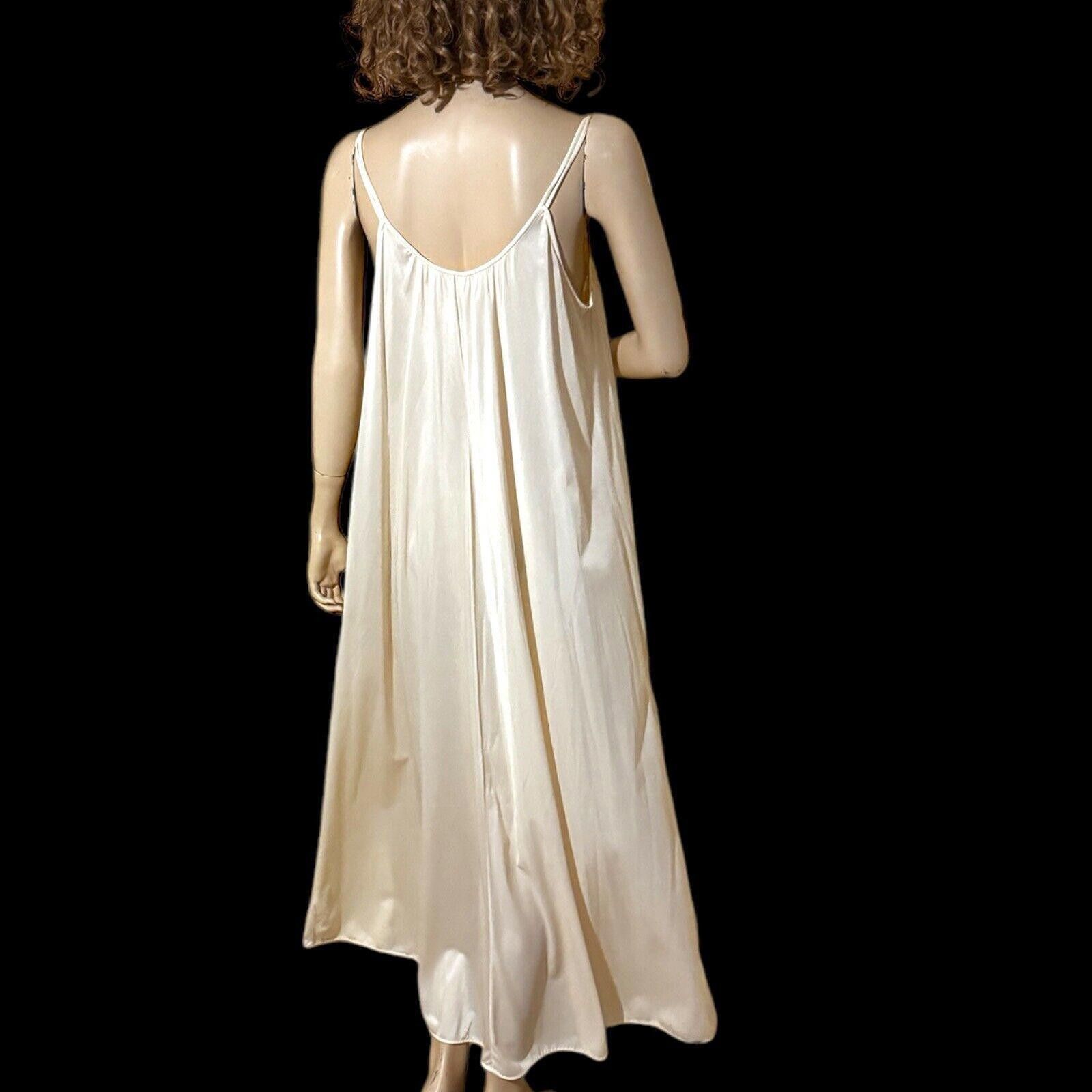 Designer Vintage Ilise Stevens Long Nylon Lace Ivory Nightgown M / L Size ONE SIZE - 4 Thumbnail