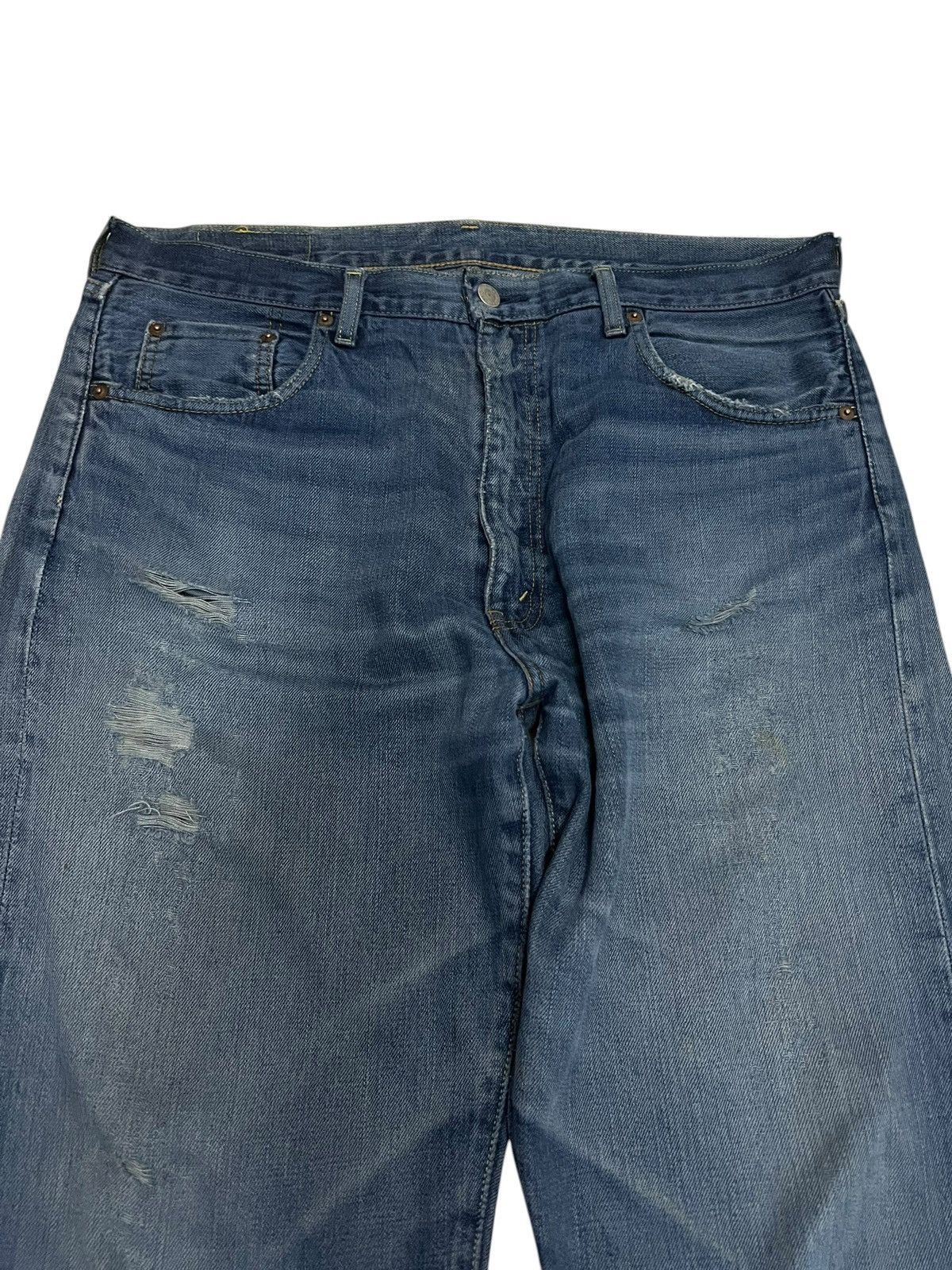 Levi's 90’s Levis 502 Big E Selvedge Distress Jean Size US 36 / EU 52 - 3 Thumbnail