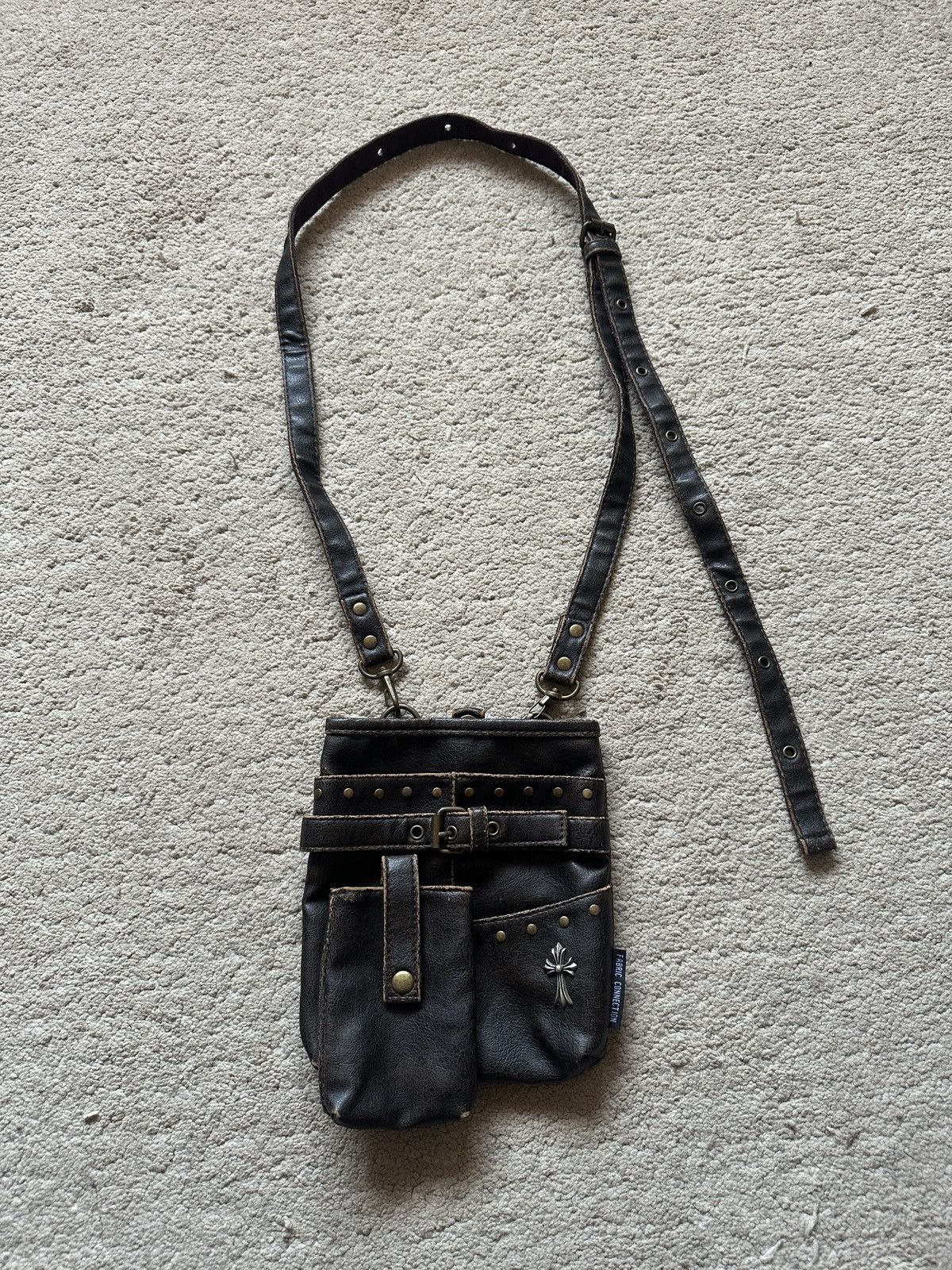 Japanese Brand 2000s Fabric Connection Cross logo Leather Sling Bag Size ONE SIZE - 9 Thumbnail