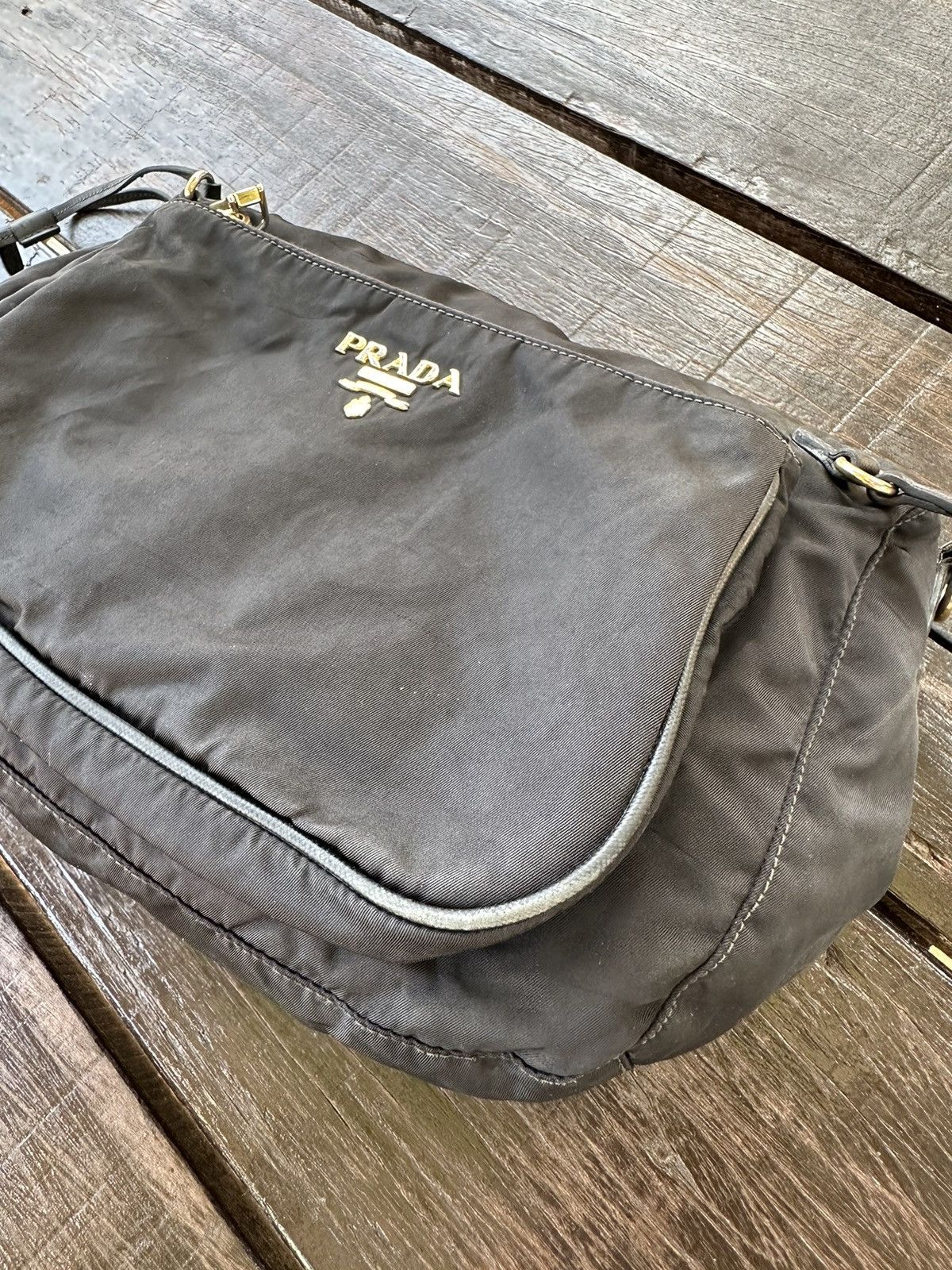 Prada Vintage prada bag Size ONE SIZE - 16 Thumbnail