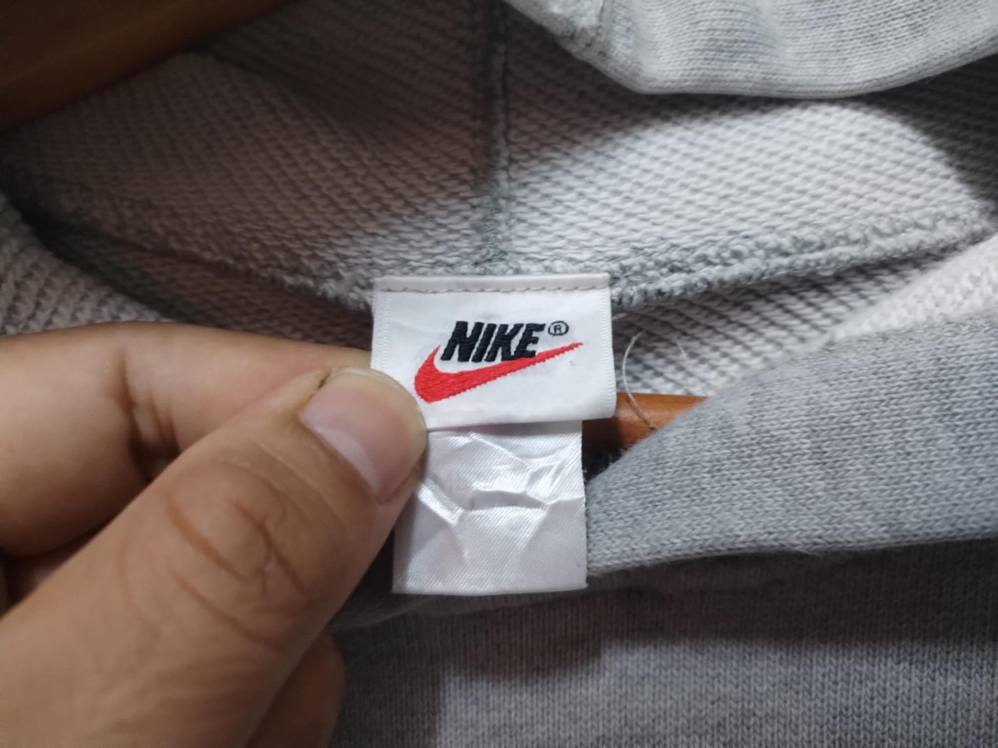Nike × Vintage Vintage Nike Distressed Faded Hoodie Size US L / EU 52-54 / 3 - 5 Thumbnail