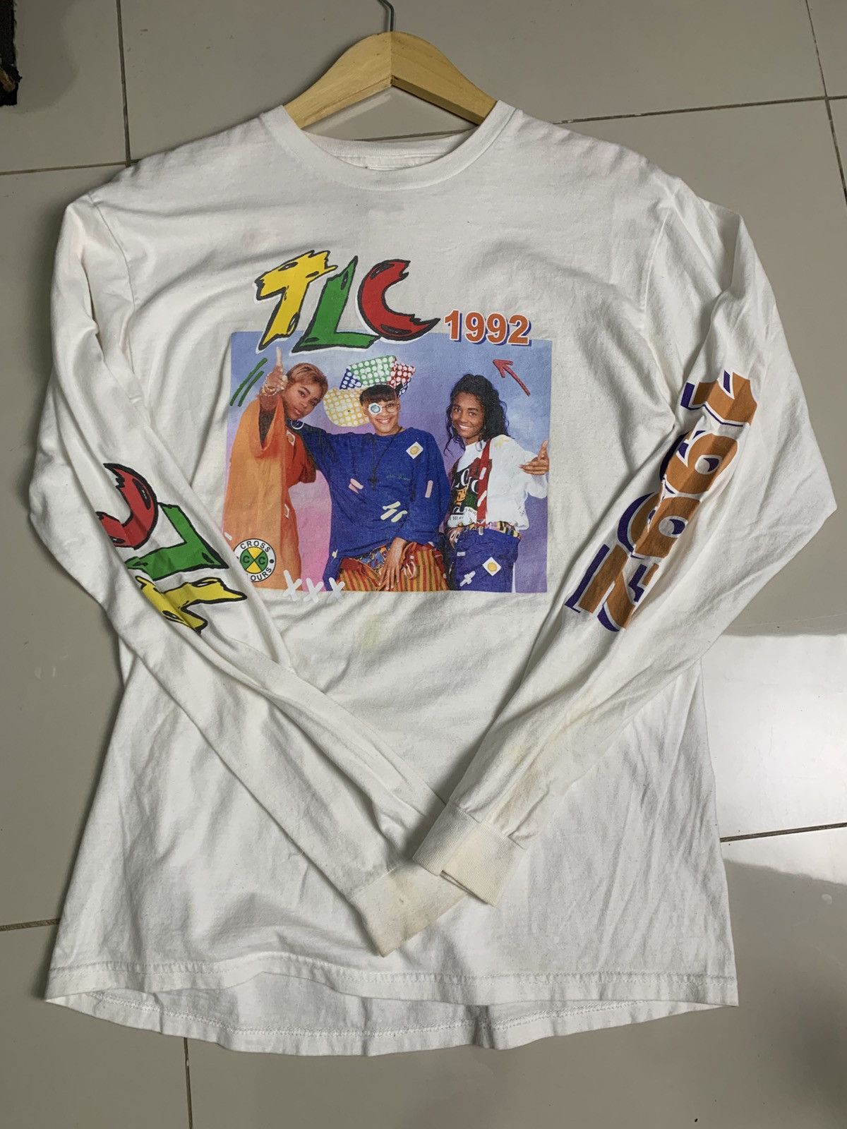 Cross Colours TLC 1992 Long Sleeve White T Shirt Hip Hop Retro Sz M Size US M / EU 48-50 / 2 - 1 Thumbnail