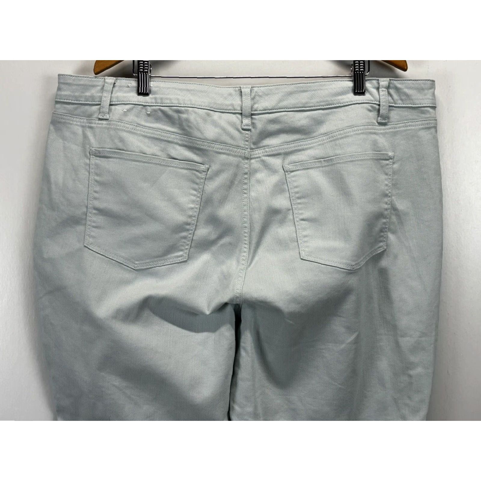 Talbots Talbots Slim Ankle Jeans 22W Plus Light Blue Denim Slimming Womens Size 40" / US 18 - 4 Thumbnail