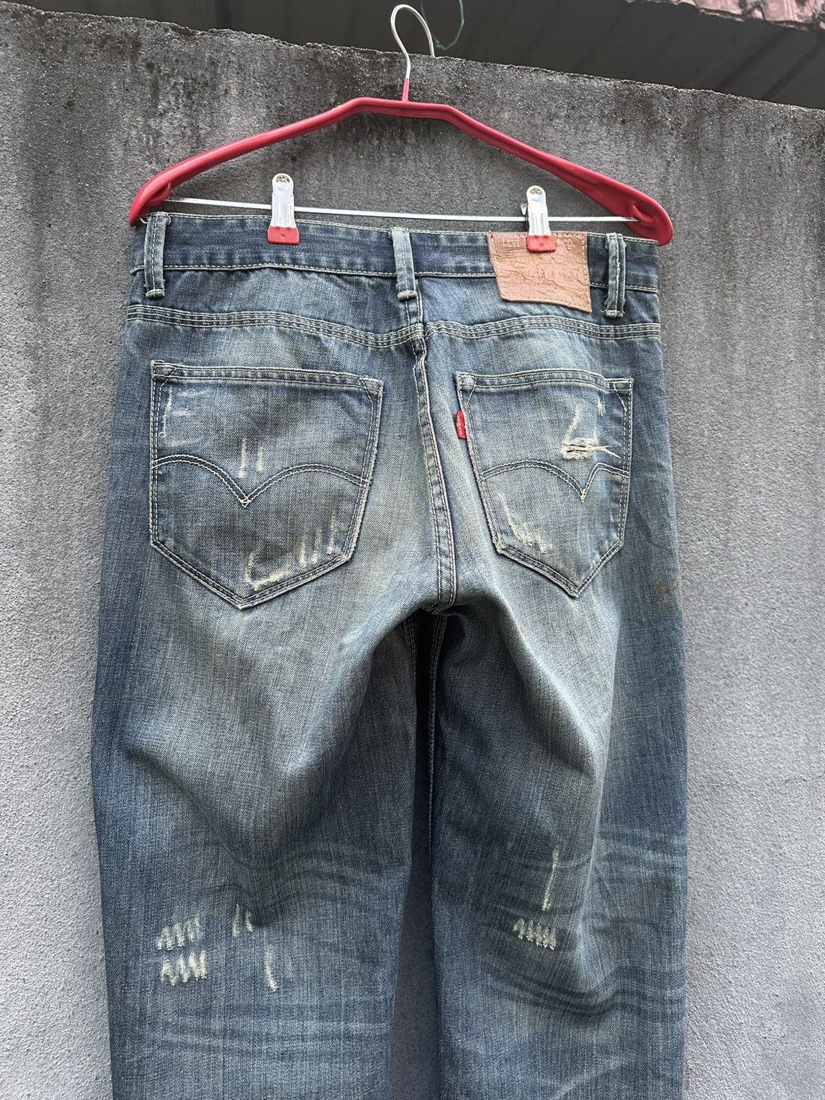 Levi's Vintage Clothing 👹Vintage Levi’s Distressed Straight Cut Jeans Size US 31 - 9 Thumbnail