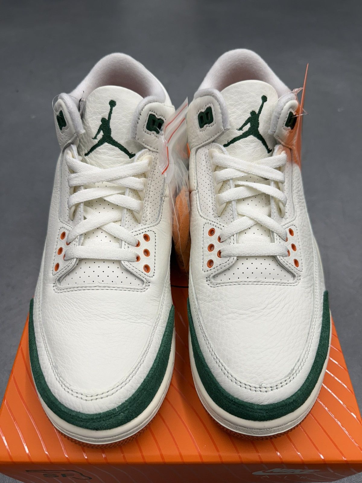 Nike 2025 Jordan 3 Retro SP SoleFly Miami Size US 10 / EU 43 - 11 Thumbnail