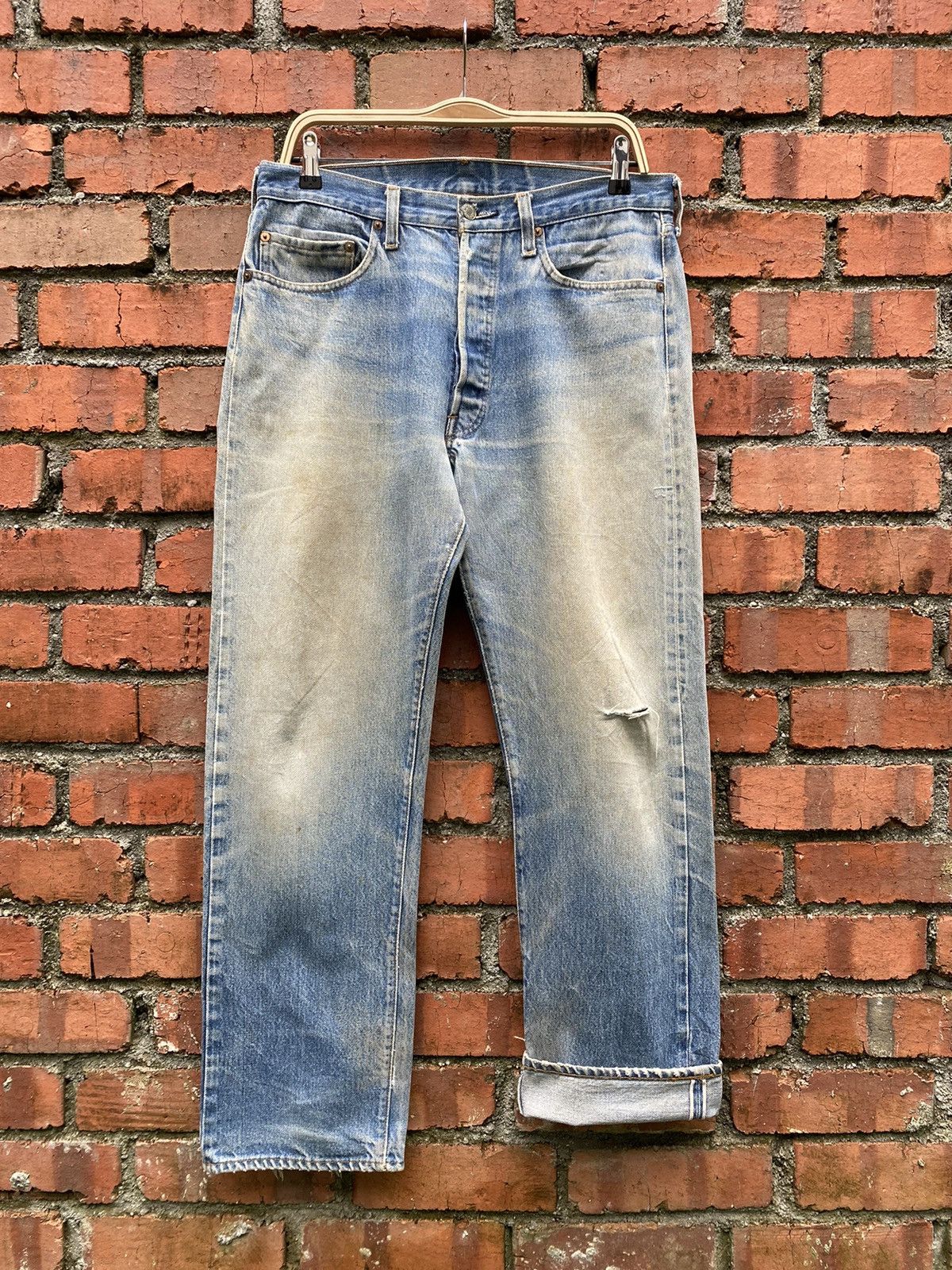 image of Levis x Levis Vintage Clothing Size 34 X 29.5 Vintage Levi's 501 Redline Distressed Dirt in Blue