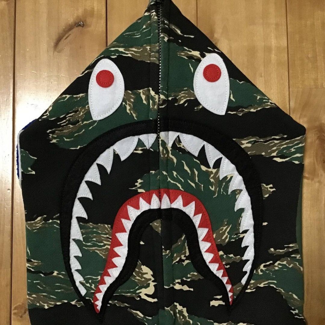 Bape 2016 BAPE Tiger Camo Shark Full Zip Hoodie a bathing ape Size US M / EU 48-50 / 2 - 4 Thumbnail
