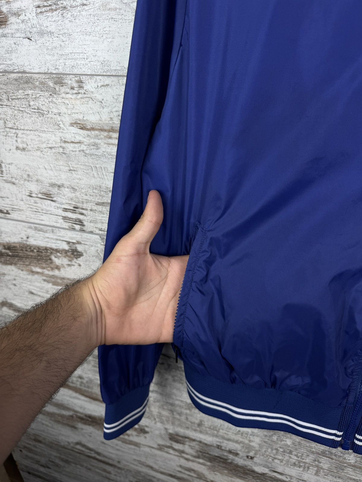 Moschino Mens Vintage Moschino mare nylon jacket size M blue rare Size US M / EU 48-50 / 2 - 8 Thumbnail