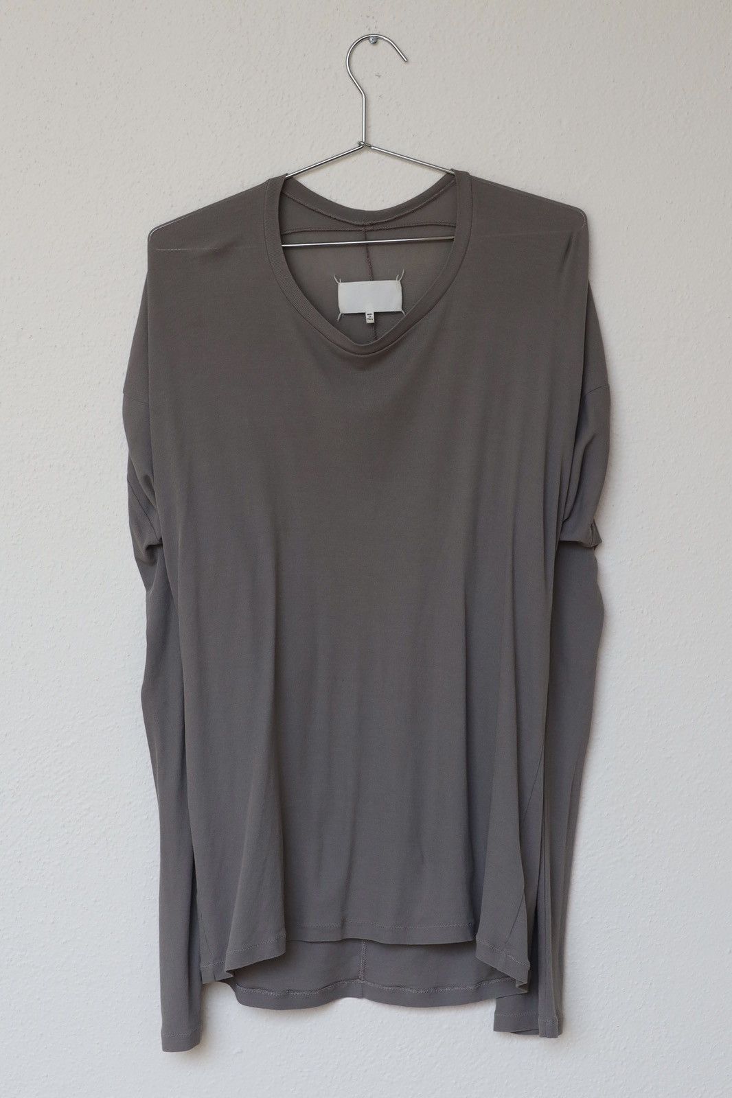 Maison Margiela Maison Margiela Grey Draped Back Long Sleeve Tshirt Size US M / EU 48-50 / 2 - 2 Thumbnail