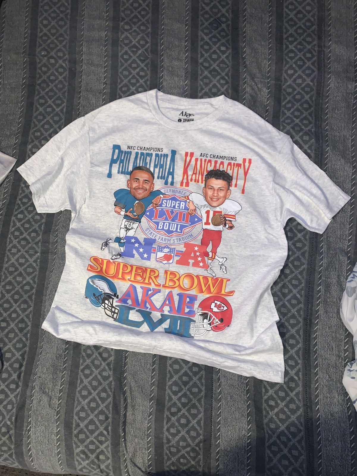 NFL Akae Super Bowl LVII Eagles vs Chiefs Graphic Tee Size US L / EU 52-54 / 3 - 6 Thumbnail