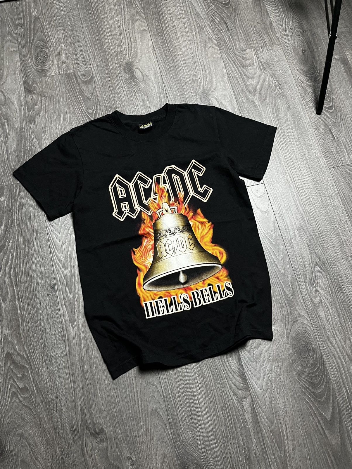 AC/DC AC/DC Hells Bells T-shirt Oz Rock Size M Size US M / EU 48-50 / 2 - 1 Thumbnail