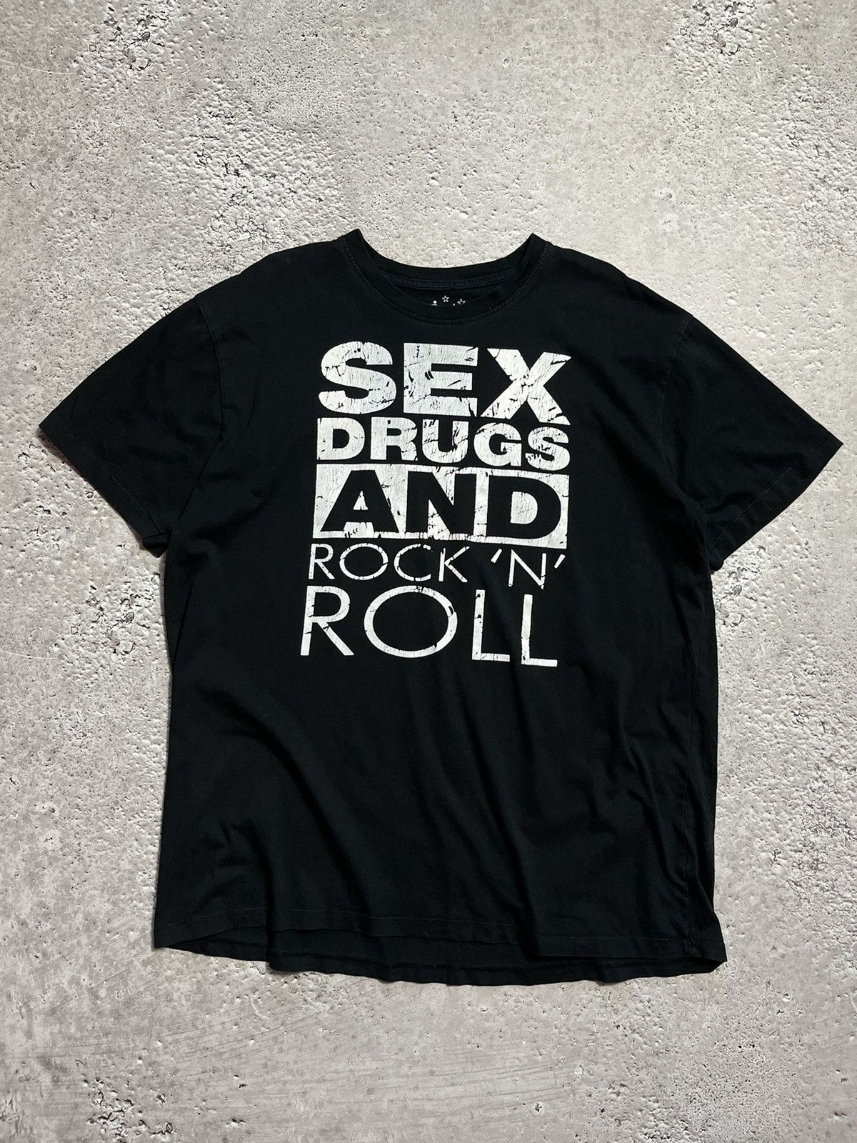 Vintage Vintage Sex Drugs Rock n Roll Y2K Humor Adult T shirt tee Size US XXL / EU 58 / 5 - 1 Thumbnail