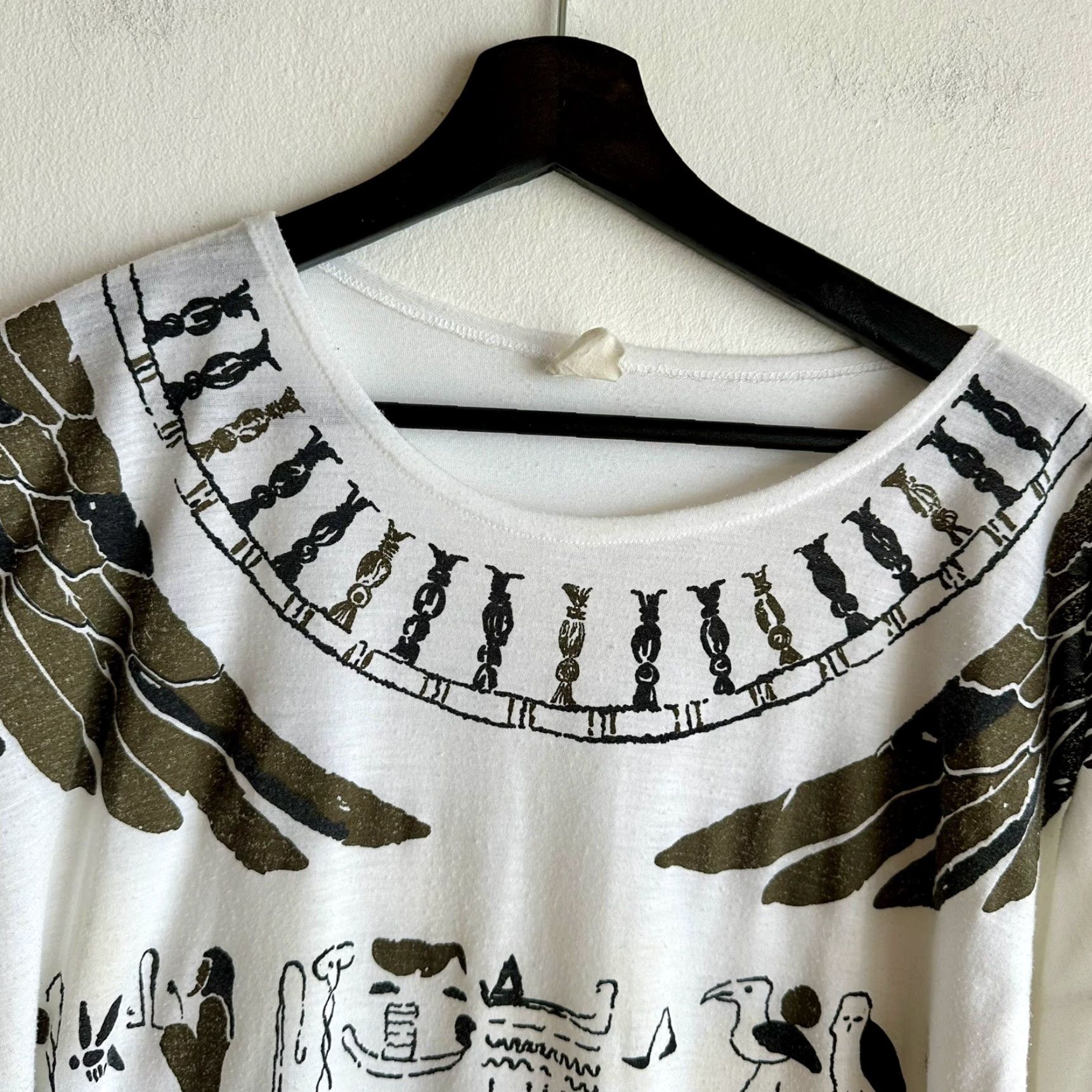 Vintage VINTAGE Egyptian Hieroglyphics T-shirt Full Print 80s 90s XL X-Large Size US XL / EU 56 / 4 - 2 Thumbnail