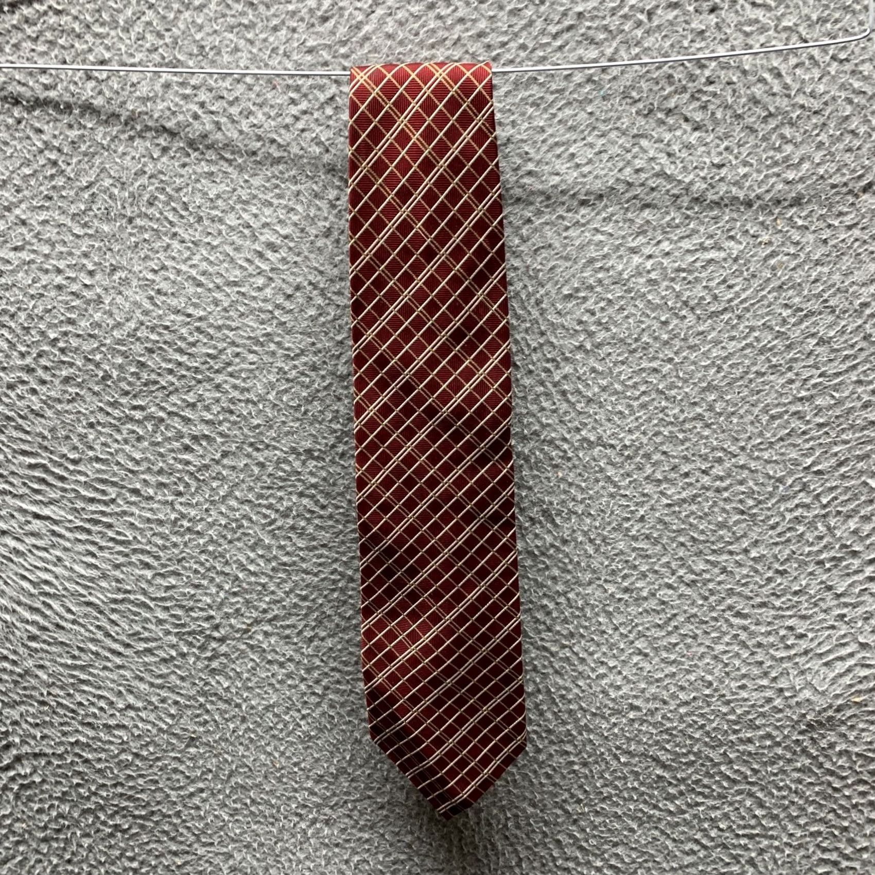 Vintage Vintage Woodward Tie Red Diamond Mens OS Silk 3.75 Inch Formal Neck Adult Pattern Geometric Classic 57"-60" Size ONE SIZE - 4 Thumbnail