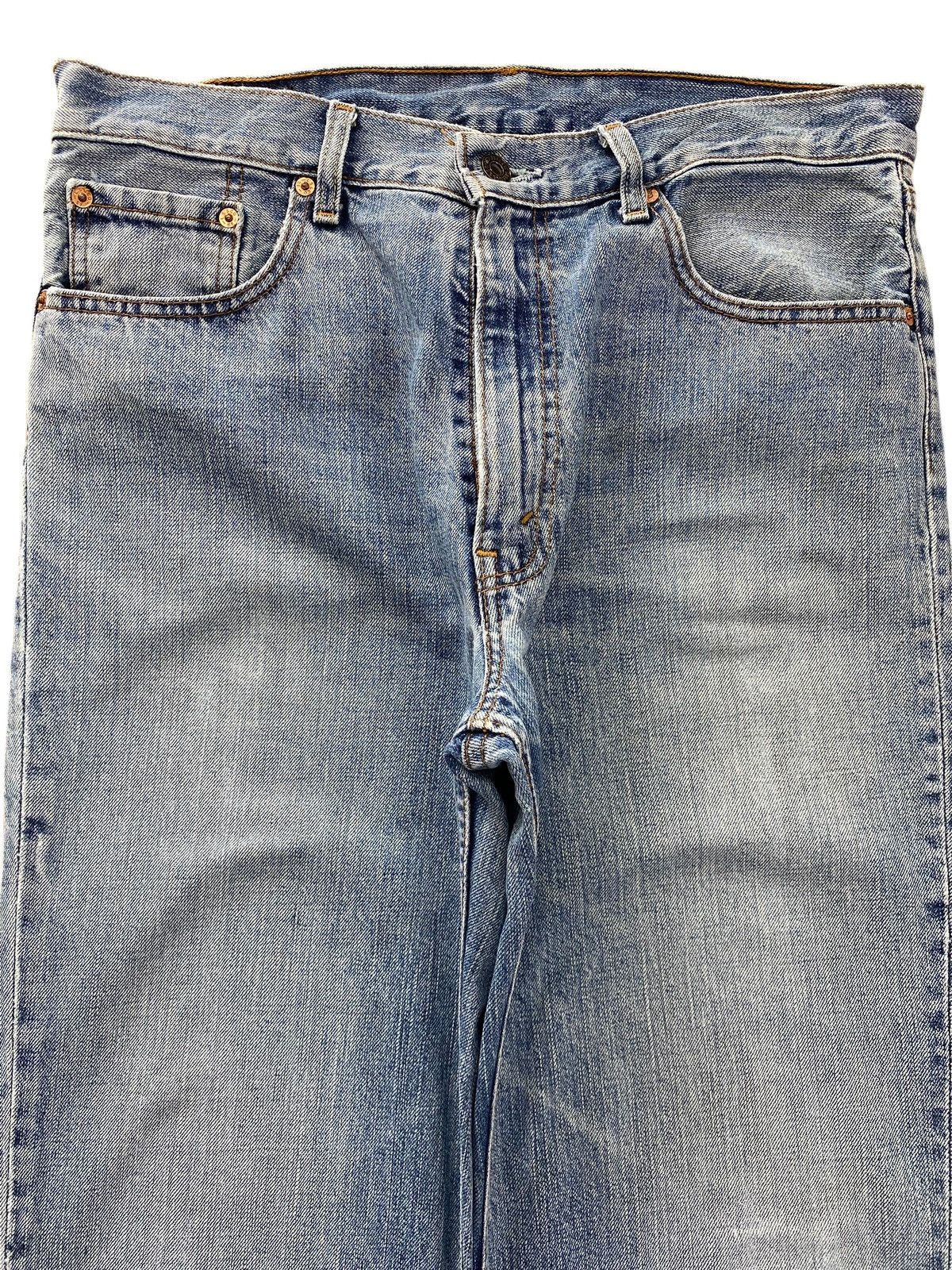 Levi's Levi’s Light Wash Straight Leg Style Jeans Size US 33 - 2 Thumbnail