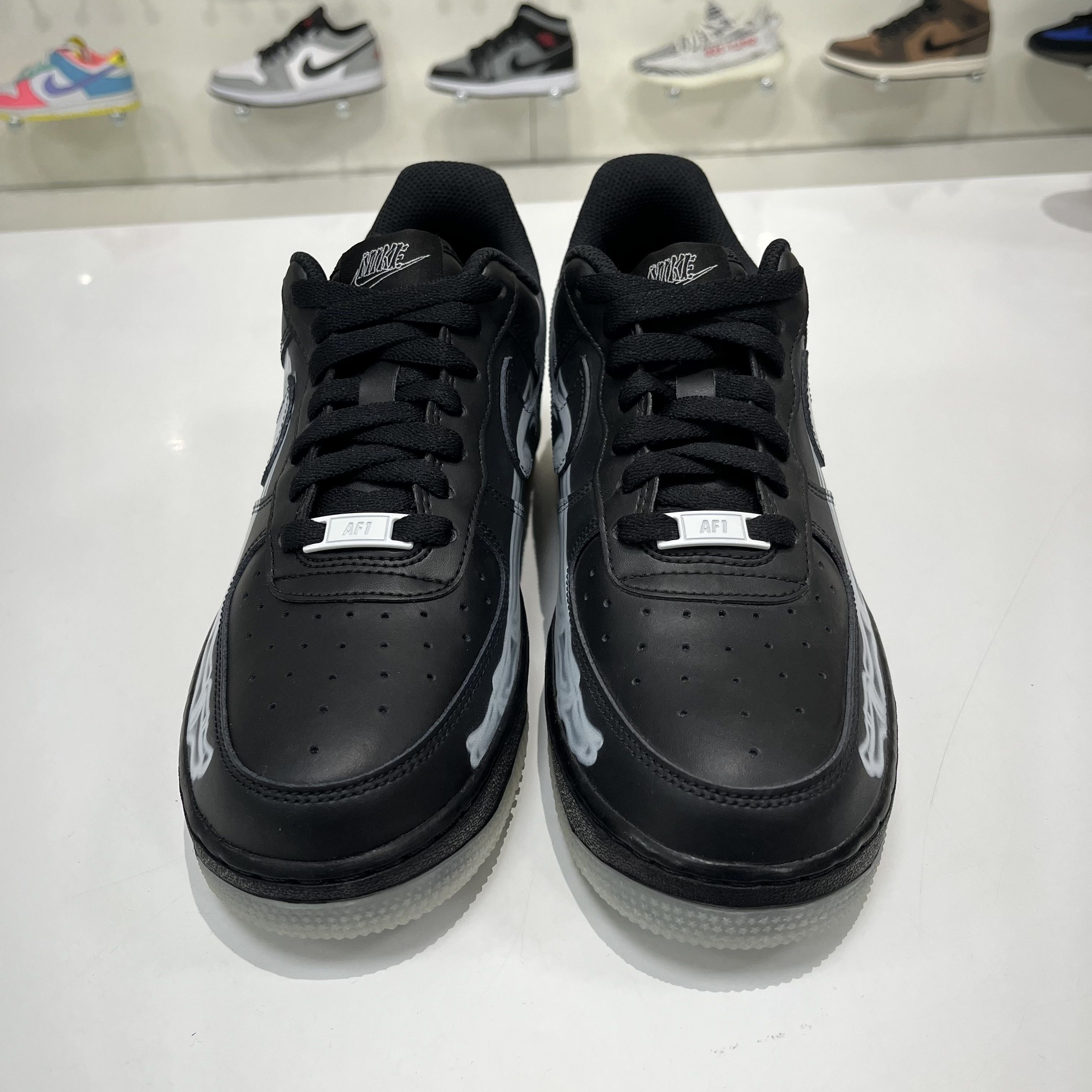 Nike Nike Air Force 1 Low Skeleton Halloween Black 2019 Size US 7 / EU 40 - 5 Thumbnail