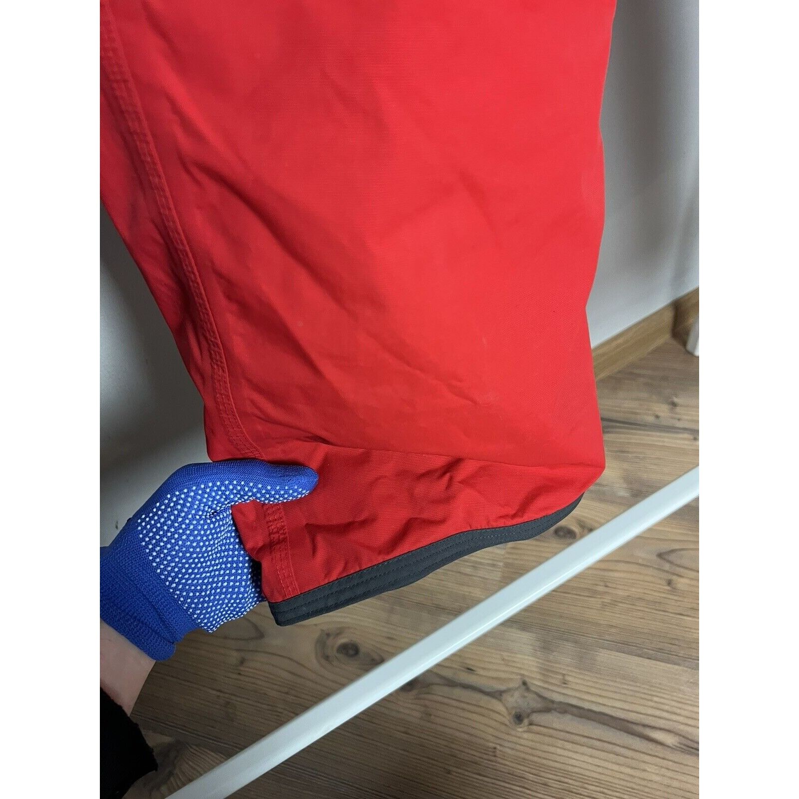 Nike ACG MINT! Nike ACG Men`s Red Winter Insulated Ski Snow Pants Siz Size US 30 / EU 46 - 8 Thumbnail