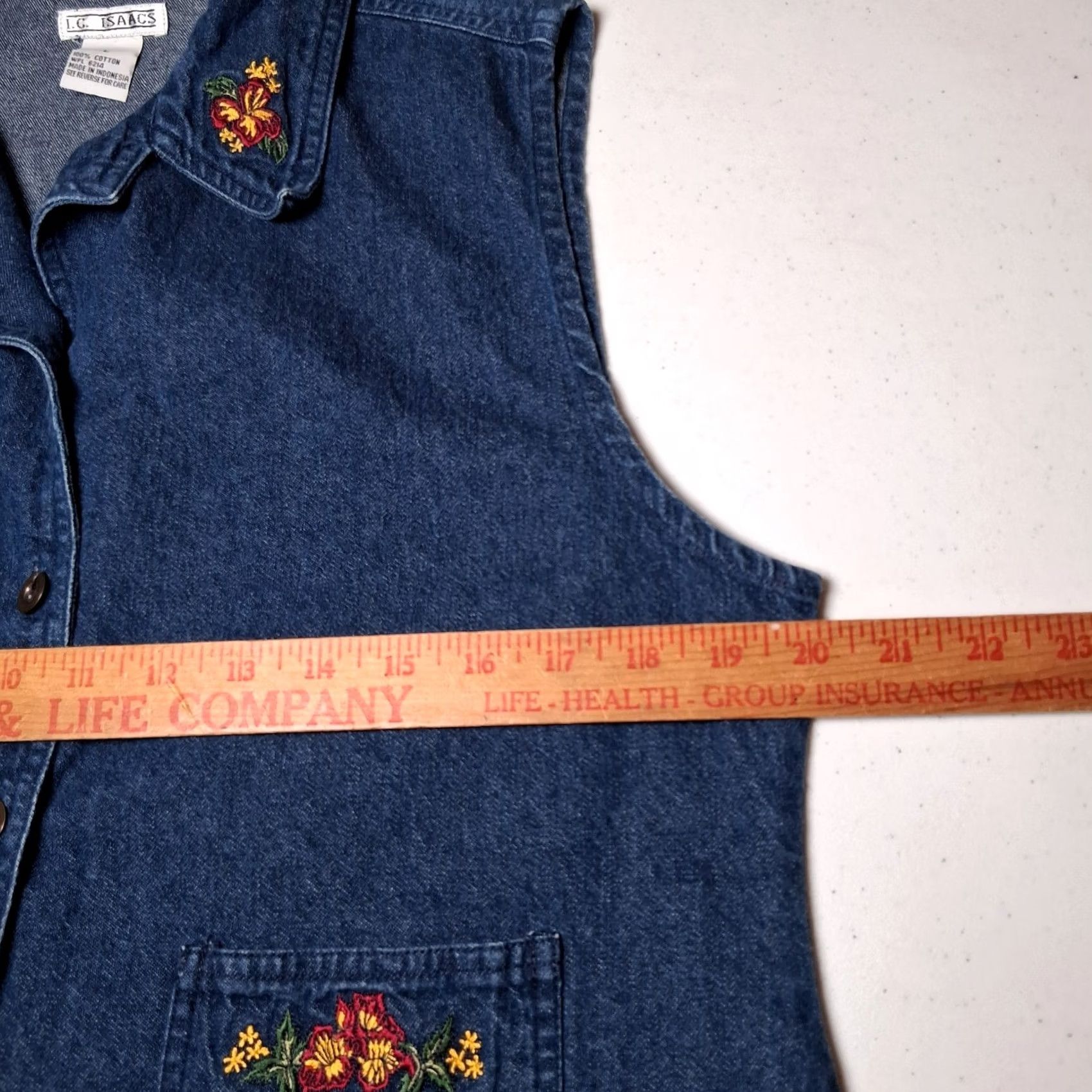 Denime VINTAGE I. C. Isaacs Vest Shirt Large Blue Chambray Denim Floral Embroidered Shirt Women L Blue Chambray Floral Embroidered Vest Size L / US 10 / IT 46 - 6 Thumbnail