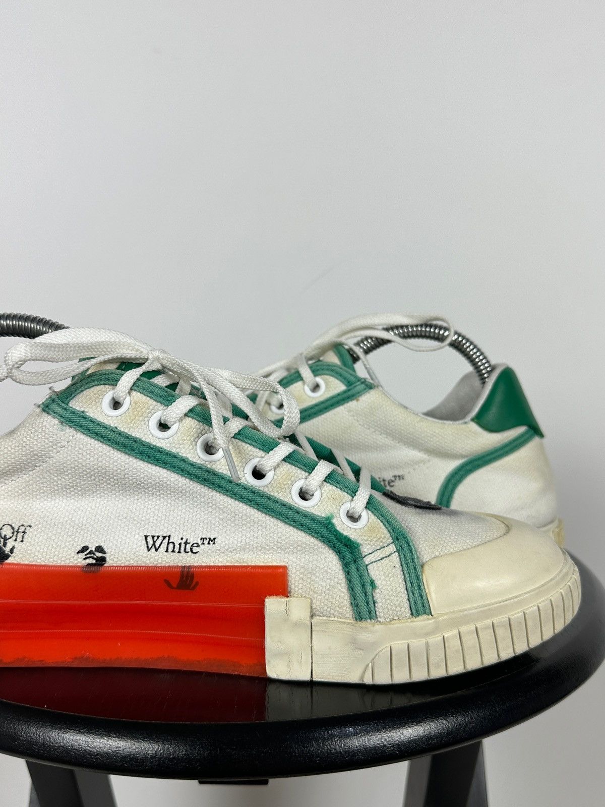 Off-White Off-White Vulcanized Virgil Abloh Low Top Sneakers Size US 9 / EU 42 - 17 Thumbnail