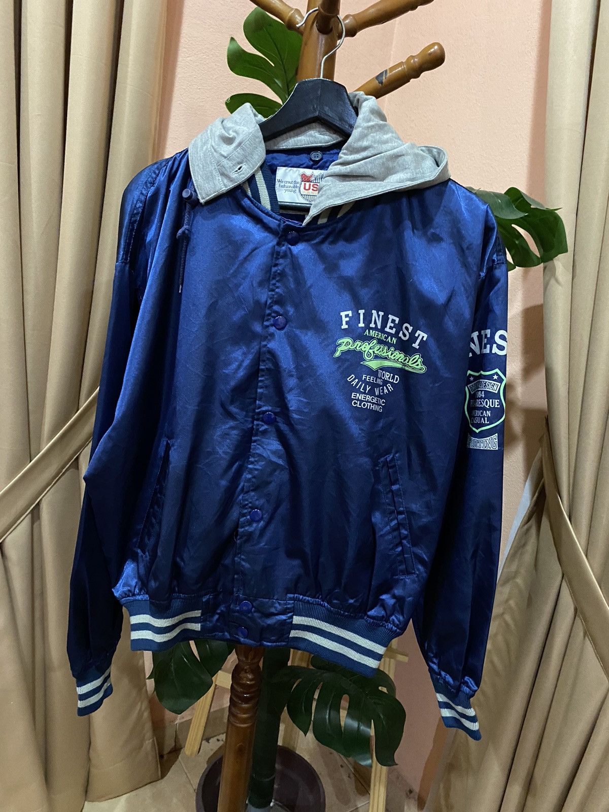 Vintage VINTAGE FITNESS STADIUM BASEBALL JACKET Size US L / EU 52-54 / 3 - 4 Thumbnail