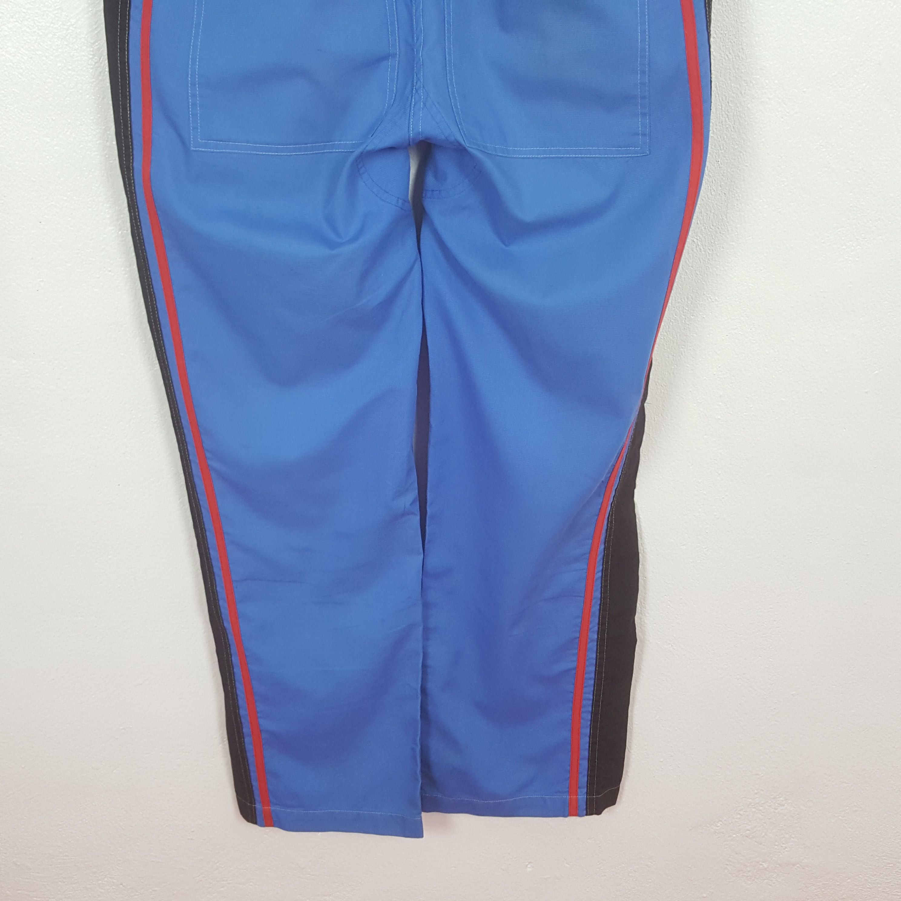 Japanese Brand Vintage Toyota Racing Development Coverall Jacket C306N16 Size US L / EU 52-54 / 3 - 3 Thumbnail