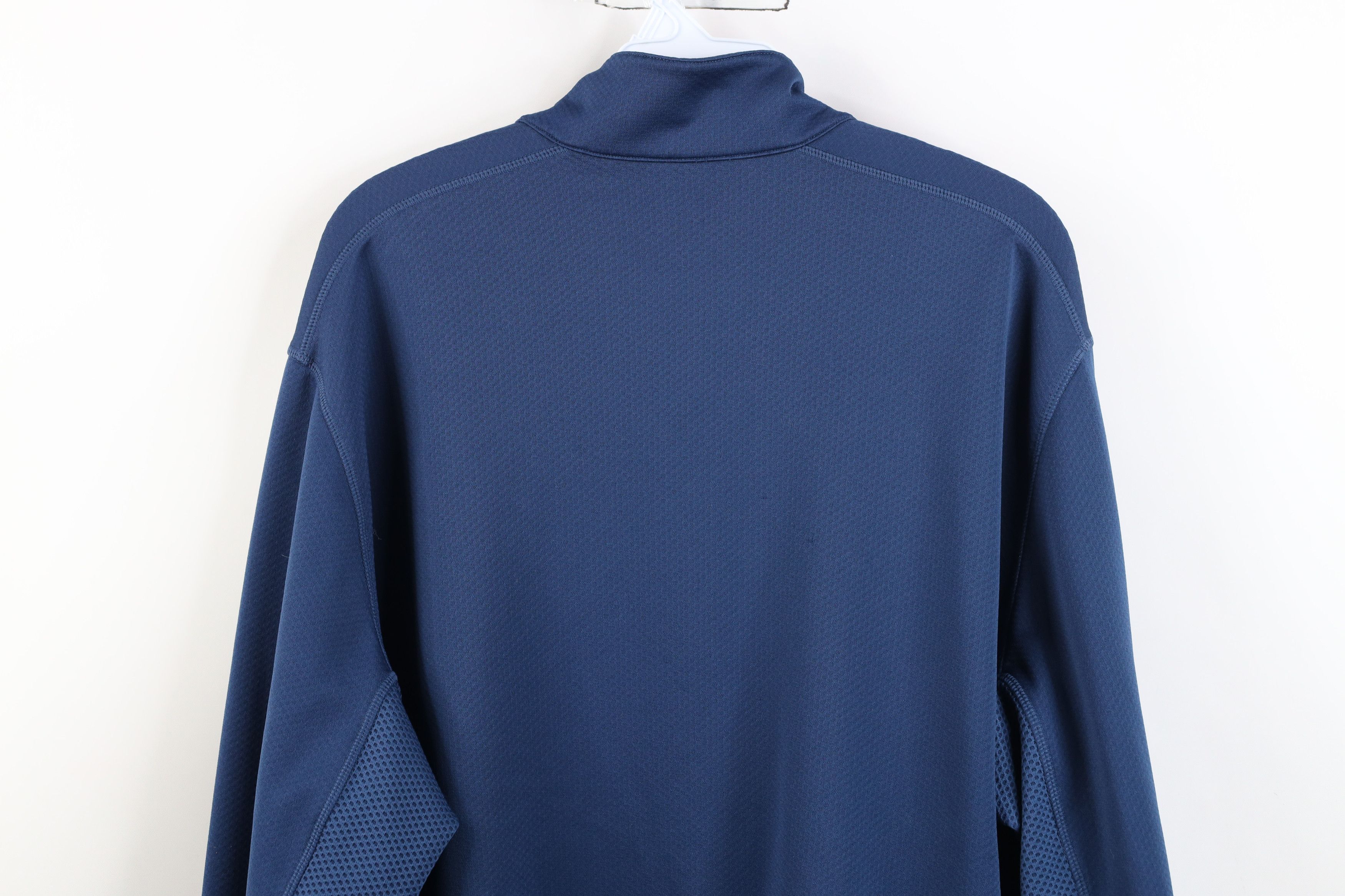 Nike Vintage Nike Livestrong Armstrong Thermal Pullover Jacket Size US XXL / EU 58 / 5 - 13 Thumbnail