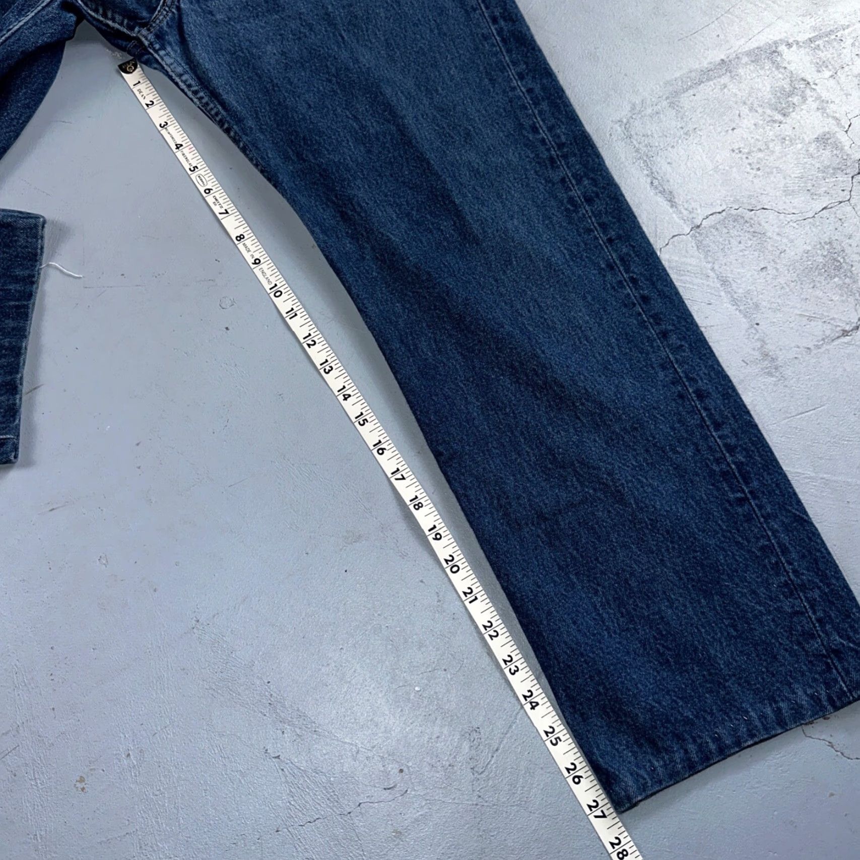 Levi's VINTAGE Levi's 501 Jeans Straight Leg Dark Wash 34x30 90s USA Mens Size US 34 / EU 50 - 5 Thumbnail