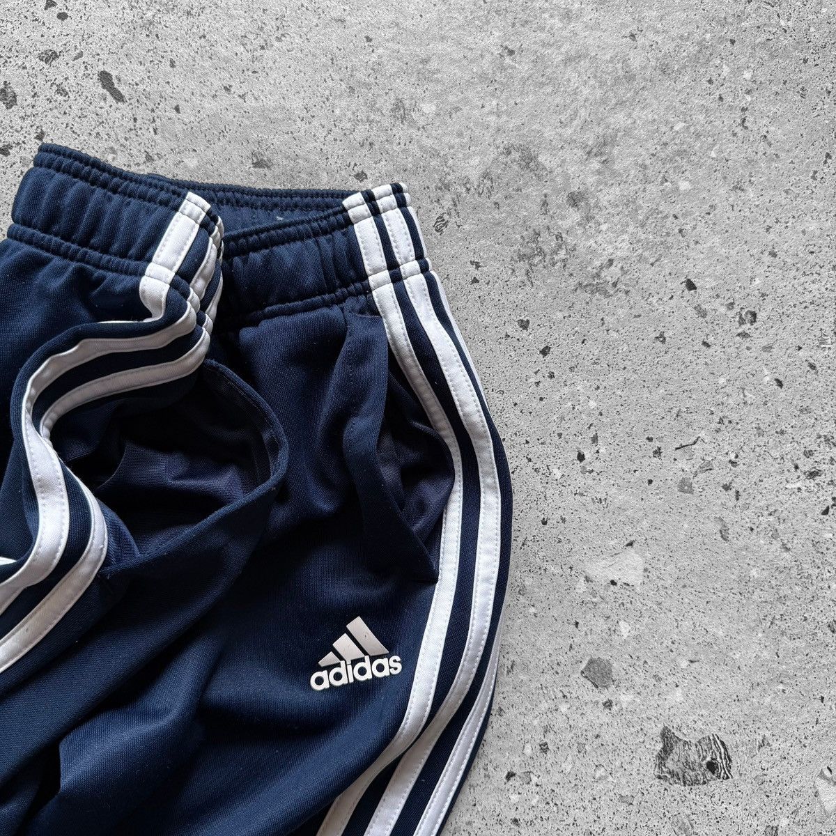 Adidas Adidas Kids Boys Blue Track Pants 3-Stripes Small Logo Size US 26 / EU 42 - 4 Thumbnail