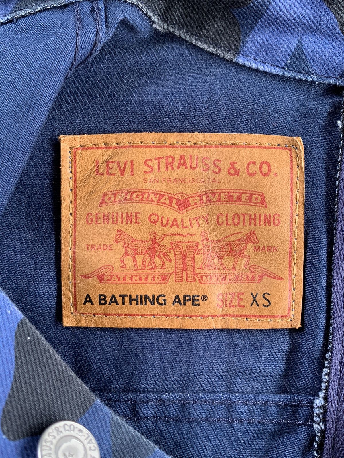 Bape Levis x Bape Blue Camo Trucker Jacket Size US XS / EU 42 / 0 - 4 Thumbnail
