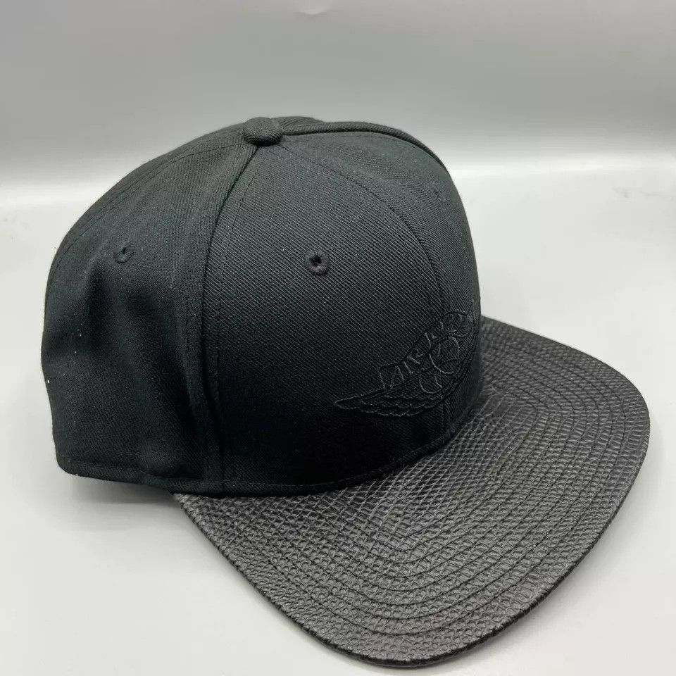 Jordan Brand Air Jordan Wings Hat Men Black Jumpman Snap Back Cap Size ONE SIZE - 3 Thumbnail