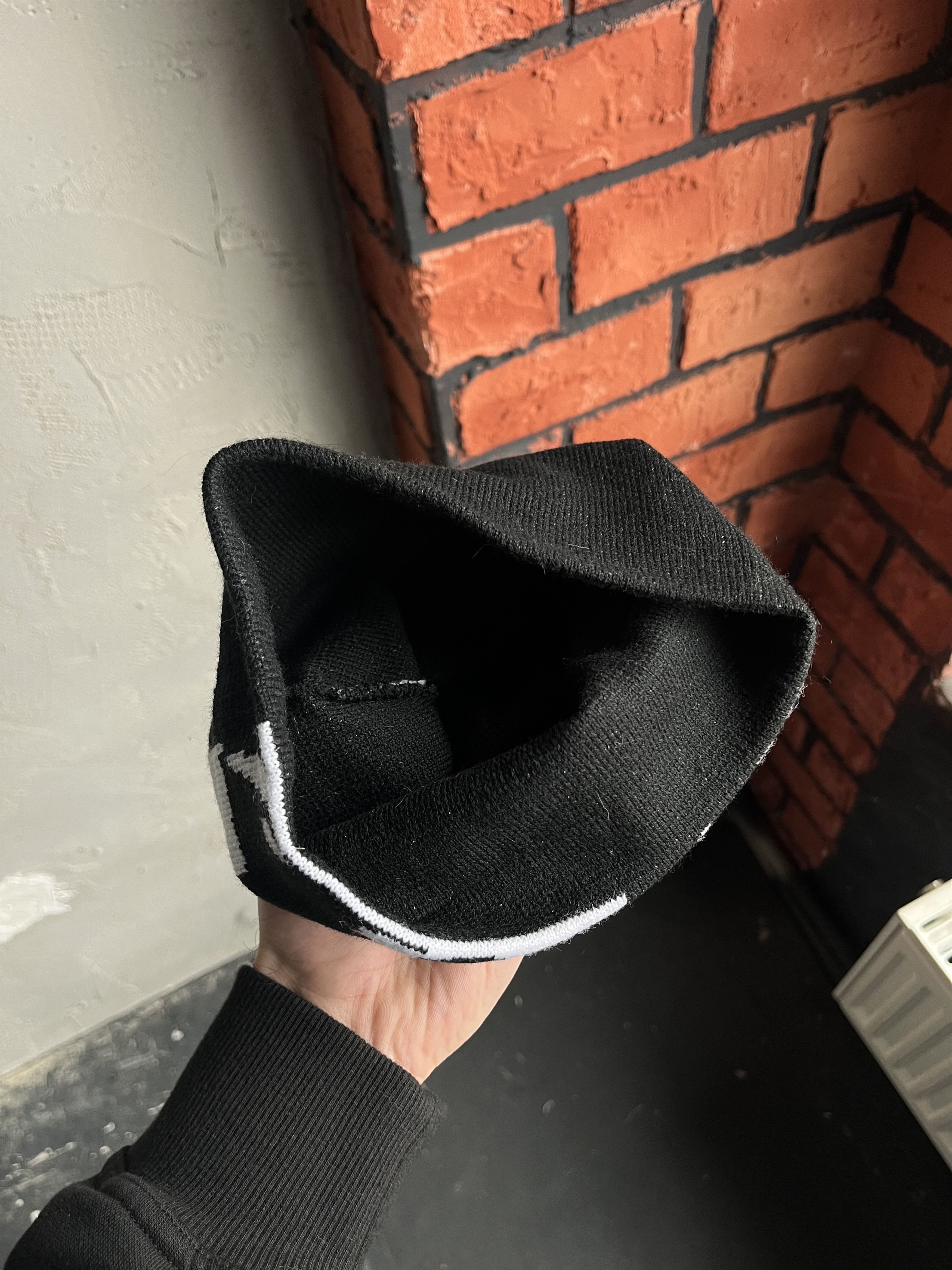 Vintage Vintage 90s Y2K Girl Rare Opium Beanie Black Hat Size ONE SIZE - 3 Thumbnail