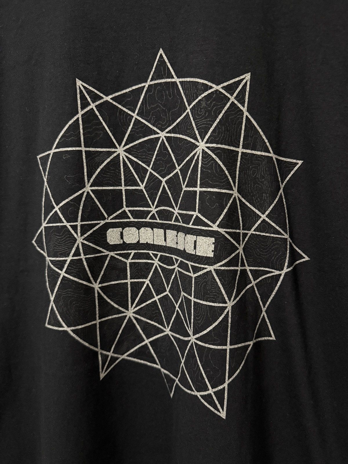 Band Tees COALESCE Size US XXL / EU 58 / 5 - 2 Thumbnail