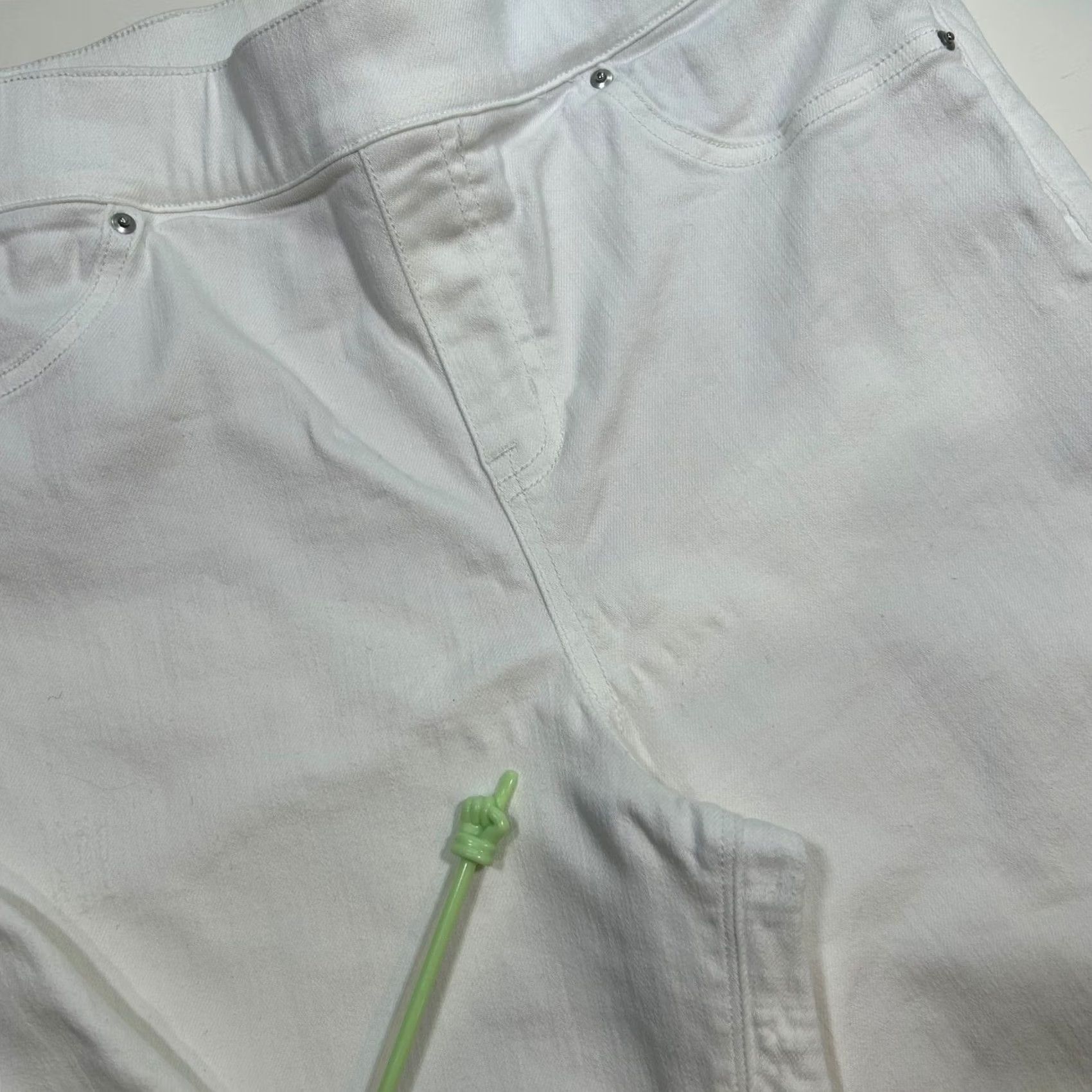 Spanx Spanx Distressed Denim Jeggings Jeans White Pull On Comfort Stretch L/G Size 36" / US 14 / IT 50 - 4 Thumbnail