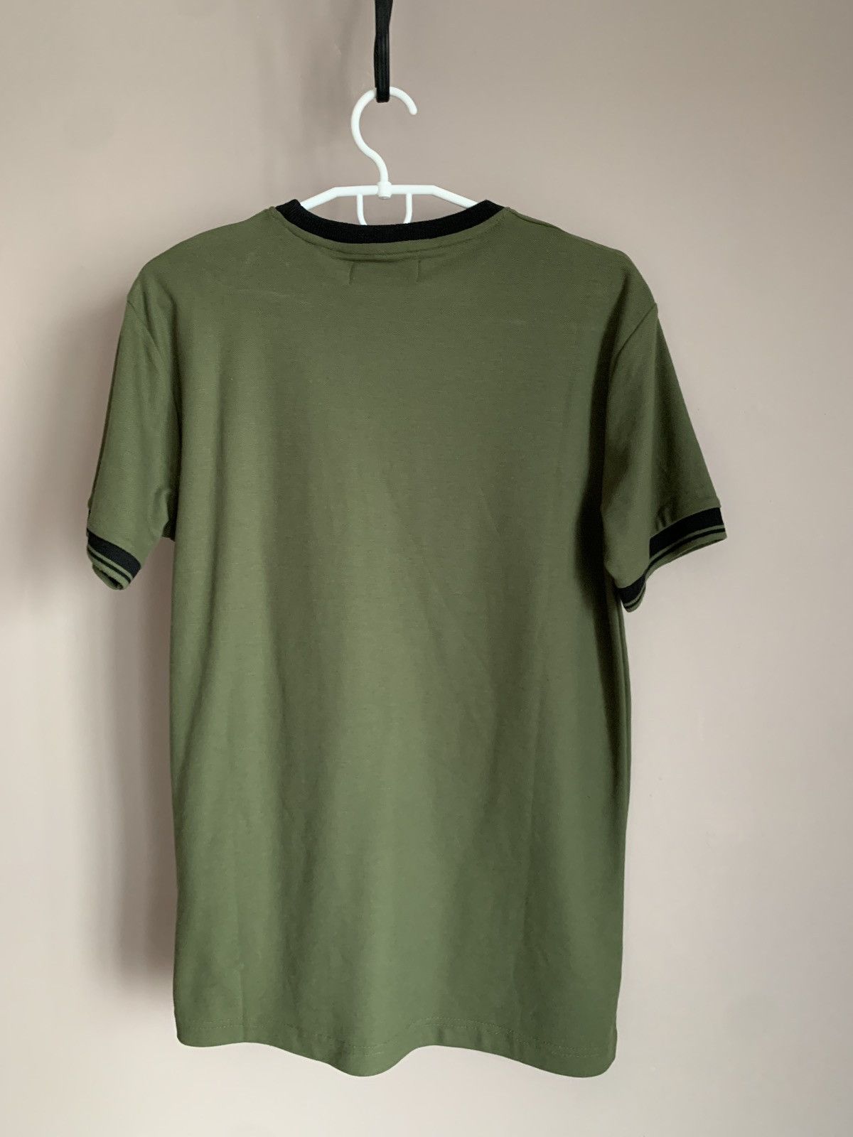 Other CELTIC GLASGOW FOOTBALL SOCCER FAN T SHIRT OFFICIAL Size US S / EU 44-46 / 1 - 2 Thumbnail