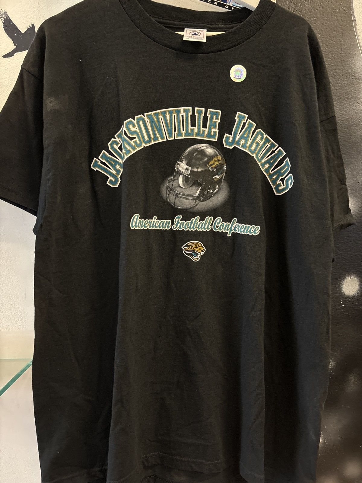 Vintage Jacksonville jaguar helmet t shirt