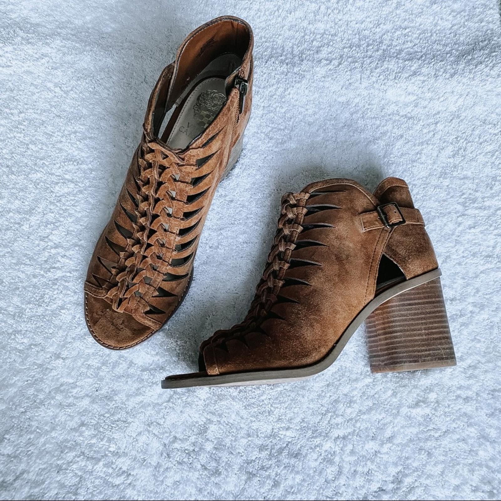 Vince Camuto Vince Camuto Torindi Peep Toe Perforated Bootie Size US 9.5 / IT 39.5 - 1 Thumbnail