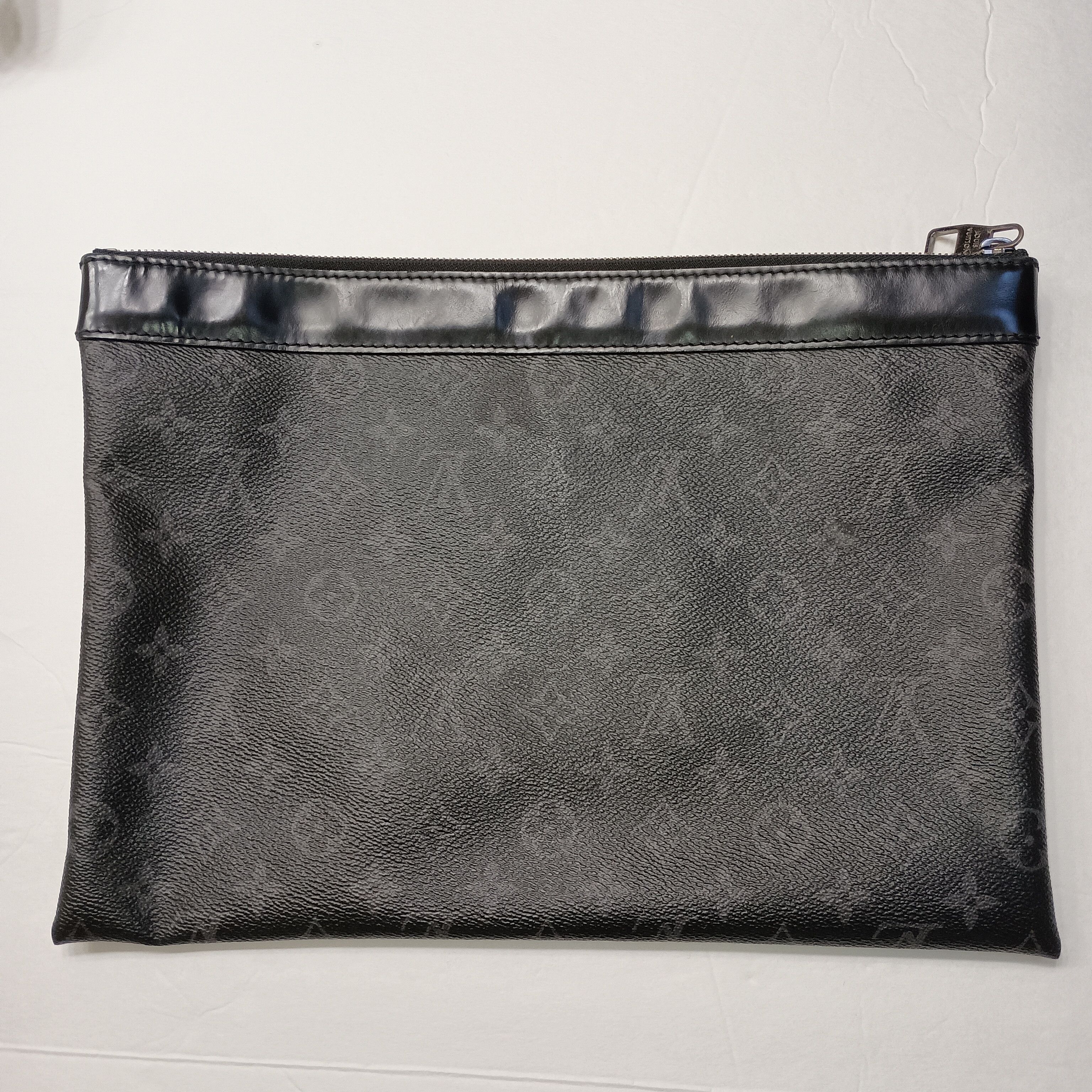 Louis Vuitton LOUIS VUITTON Monogram Eclipse Pochette Discovery Clutch Bag Size ONE SIZE - 2 Thumbnail